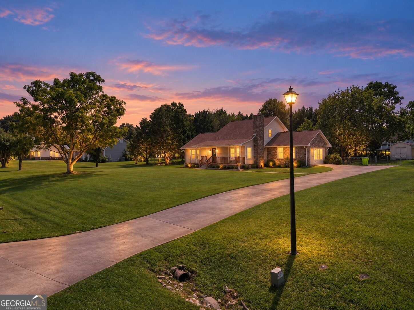 105 Overlook Dr — photo
