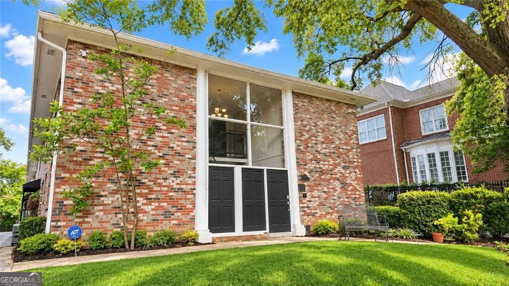 3668 Kingsboro Rd NE 5 — photo