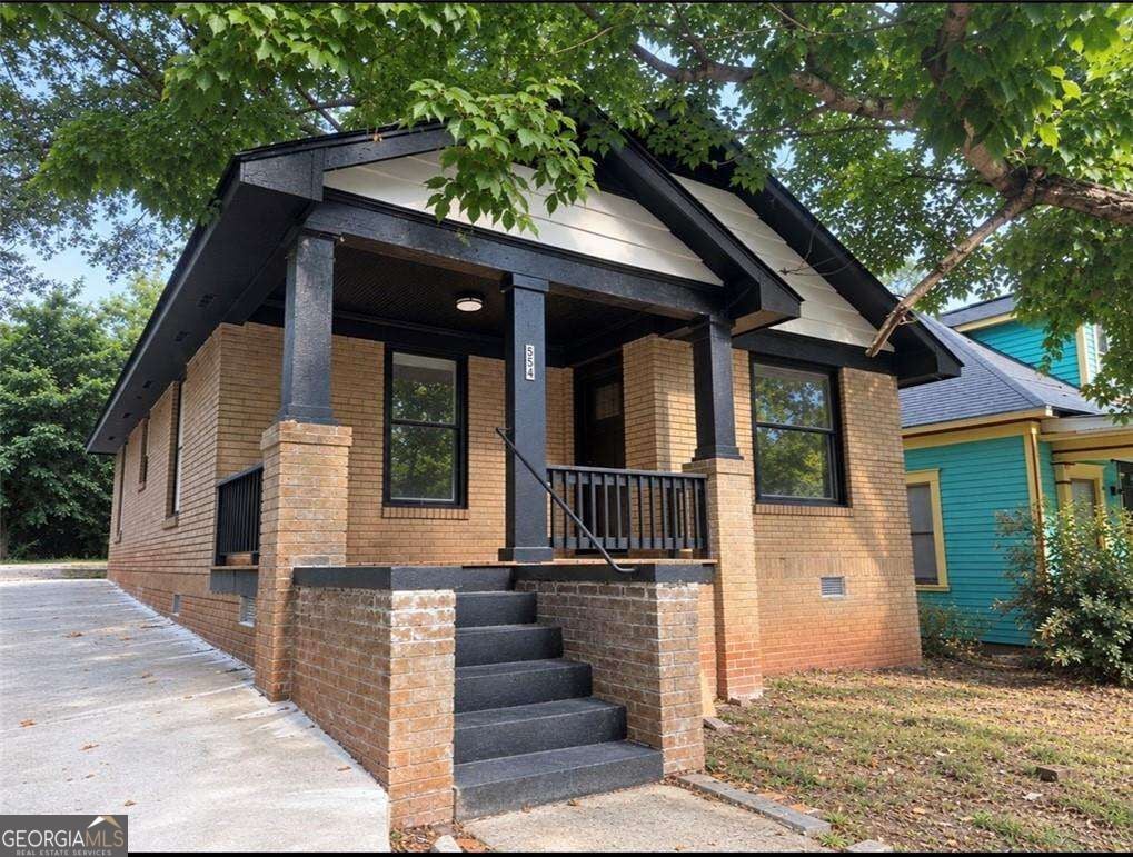 554 Lawton St SW — photo