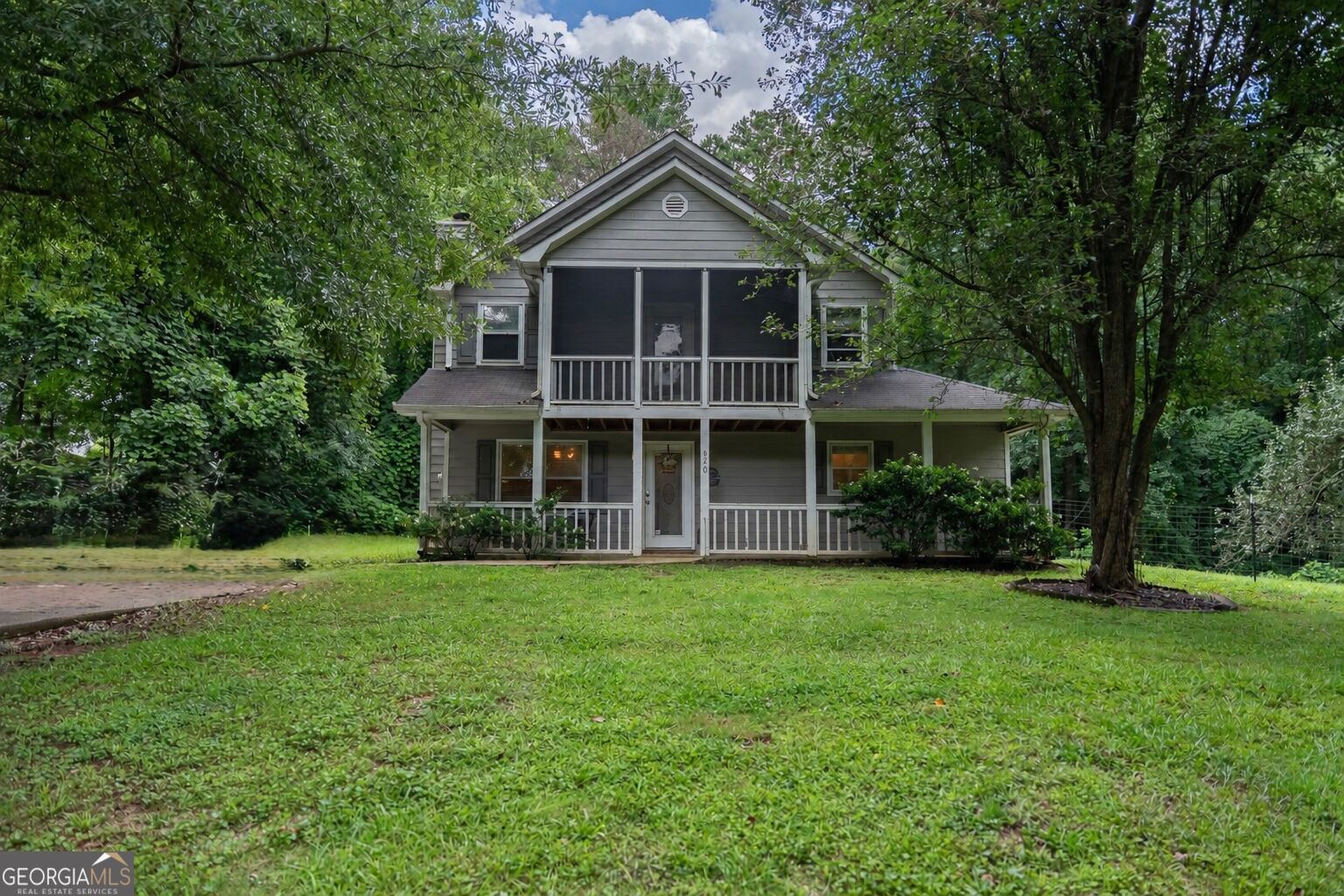 620 Beau Ct — photo