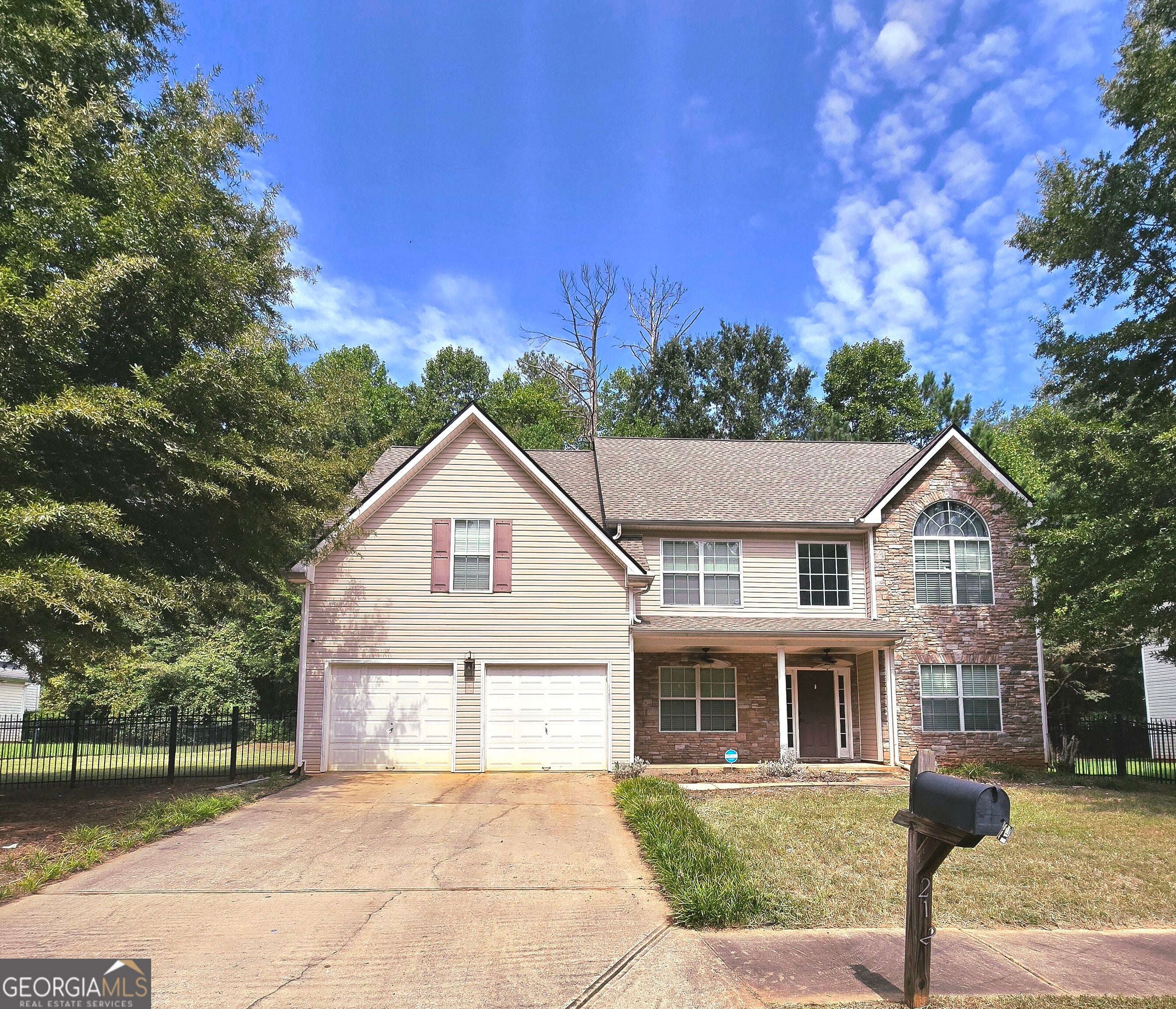 212 Hightower Trl — photo