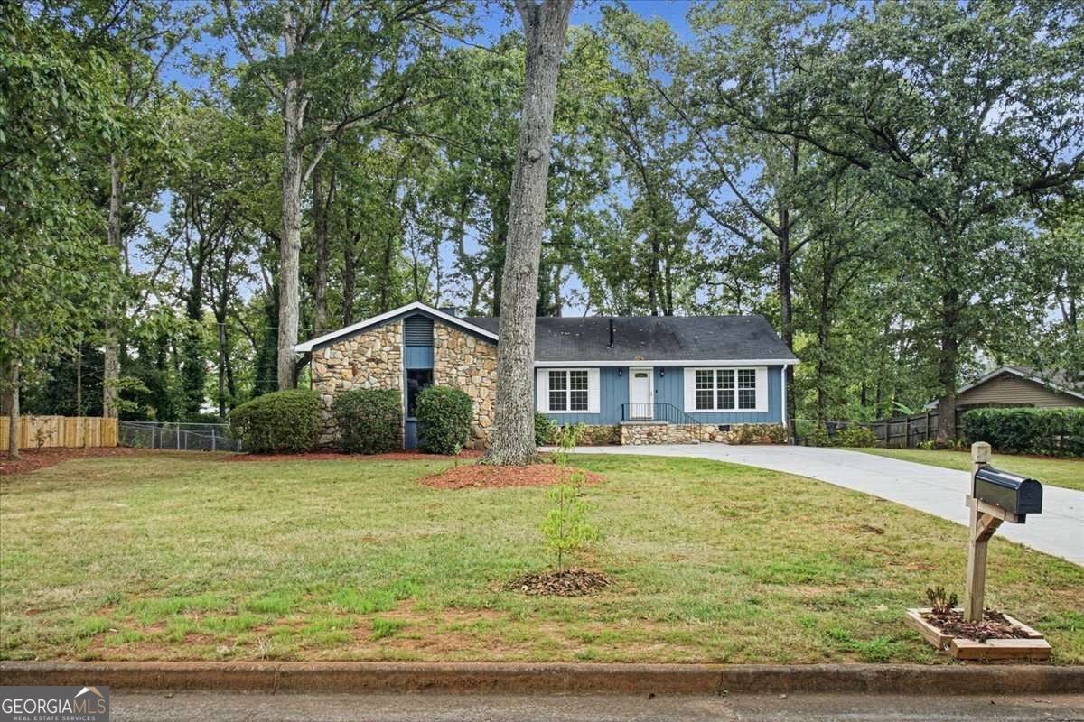 223 Shiloh Run NW — photo