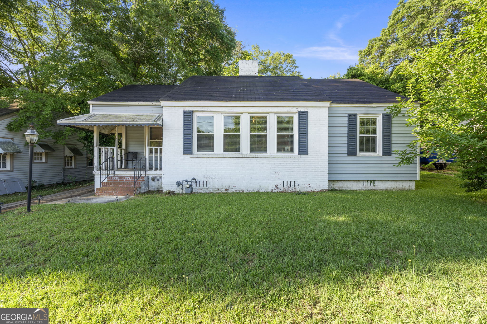 2668 Suwanee Ave — photo