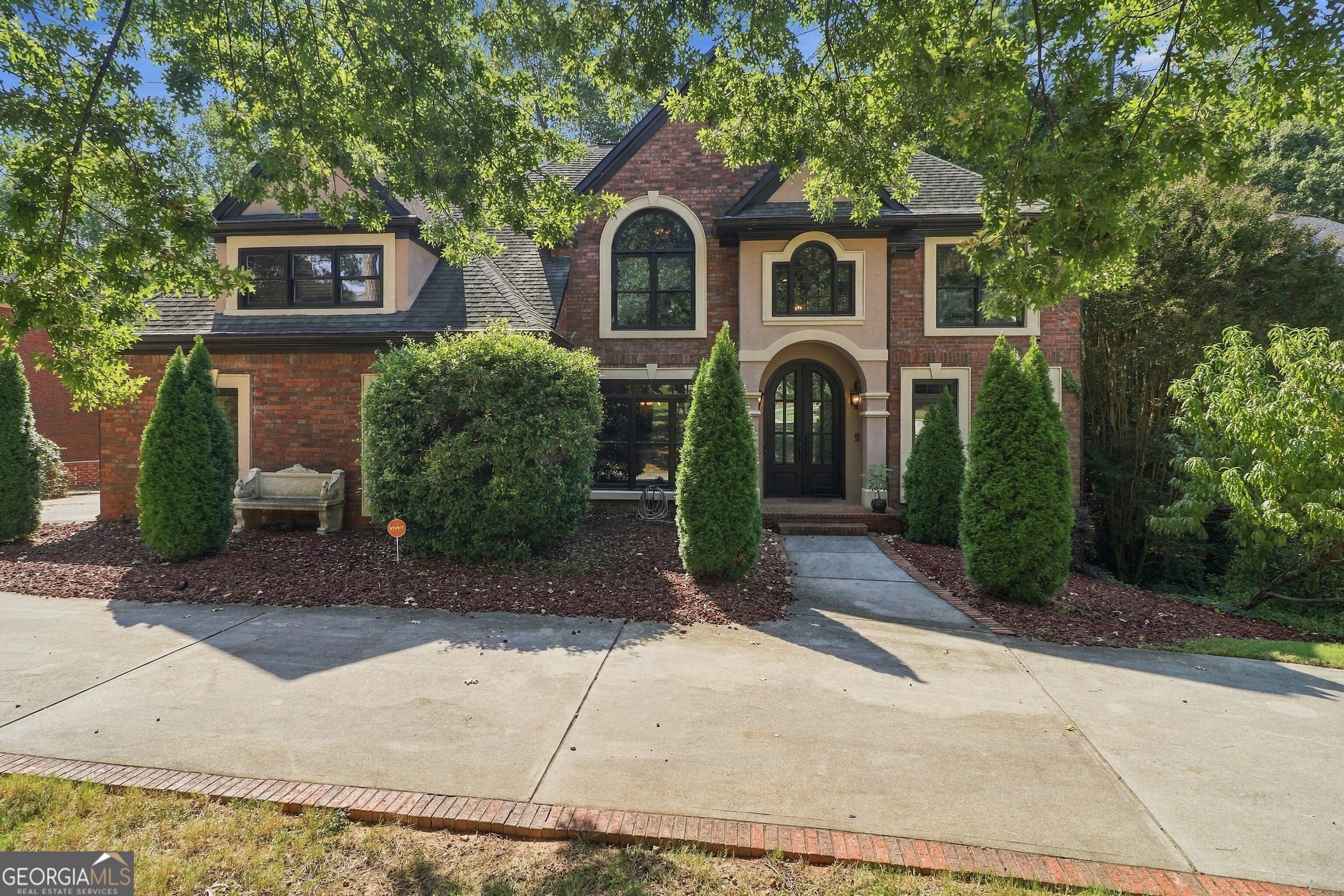 1300 Regency Center Dr SW — photo