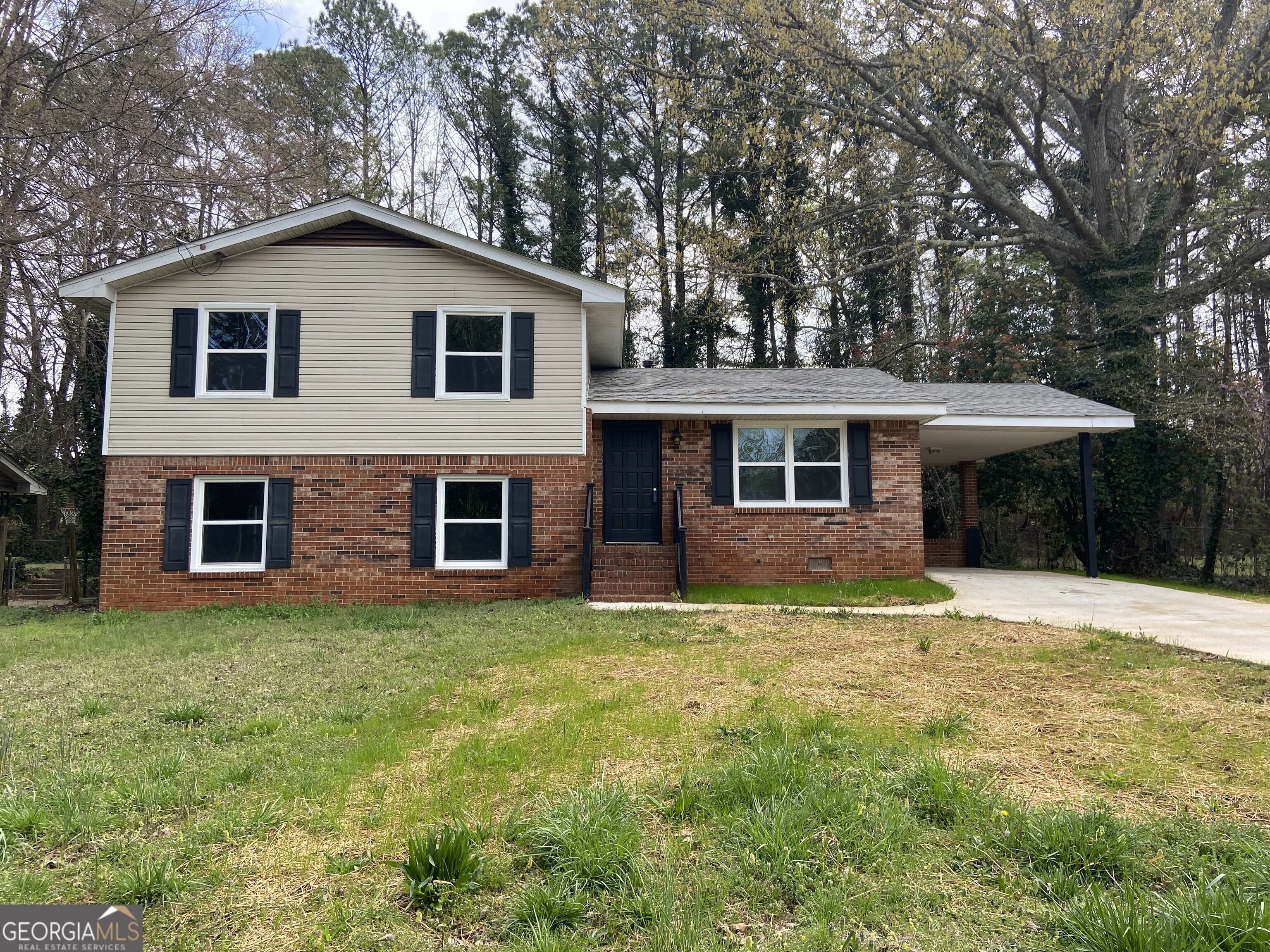 1710 Hallmark Dr — photo