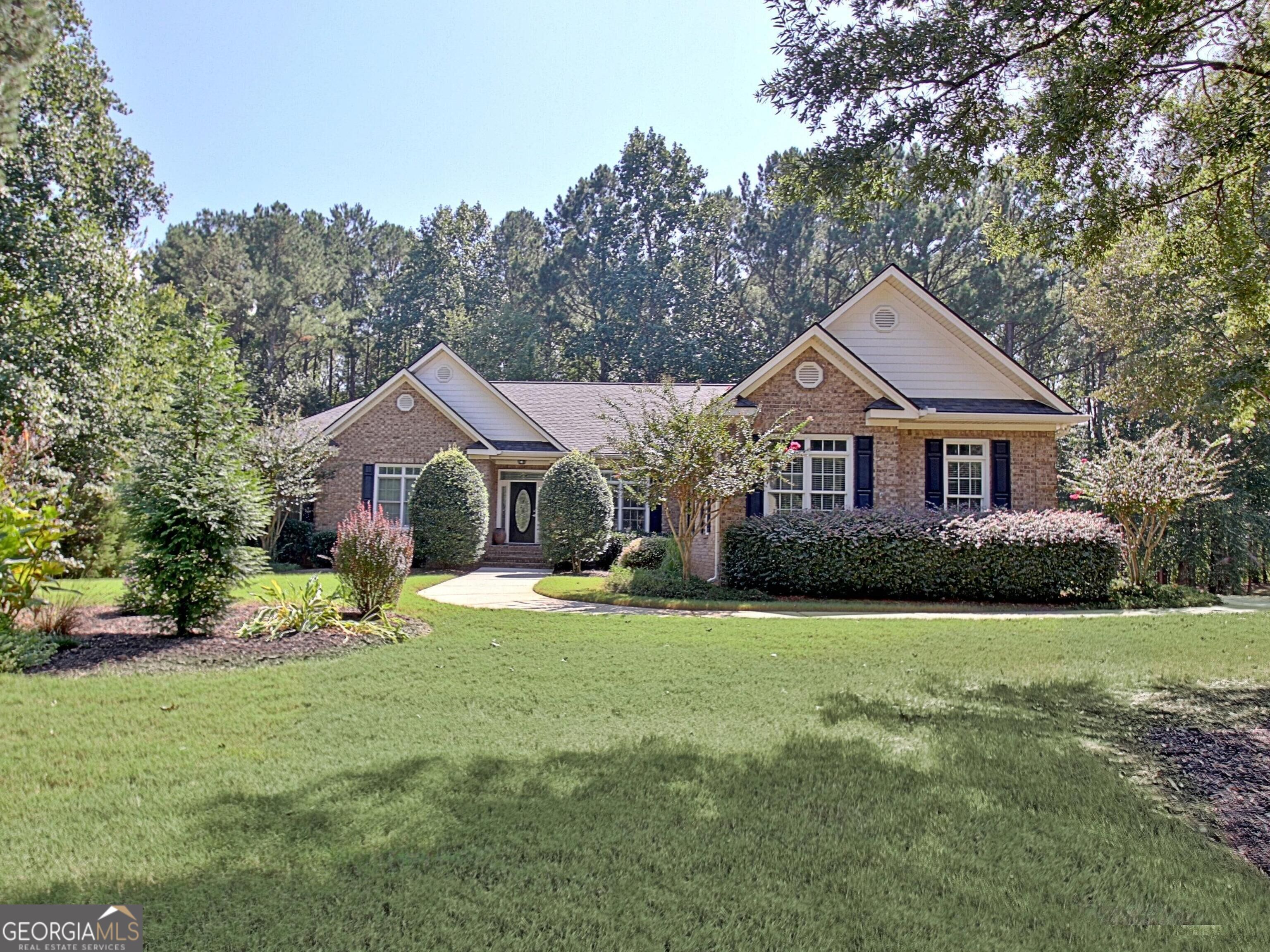 175 Donegal Dr — photo