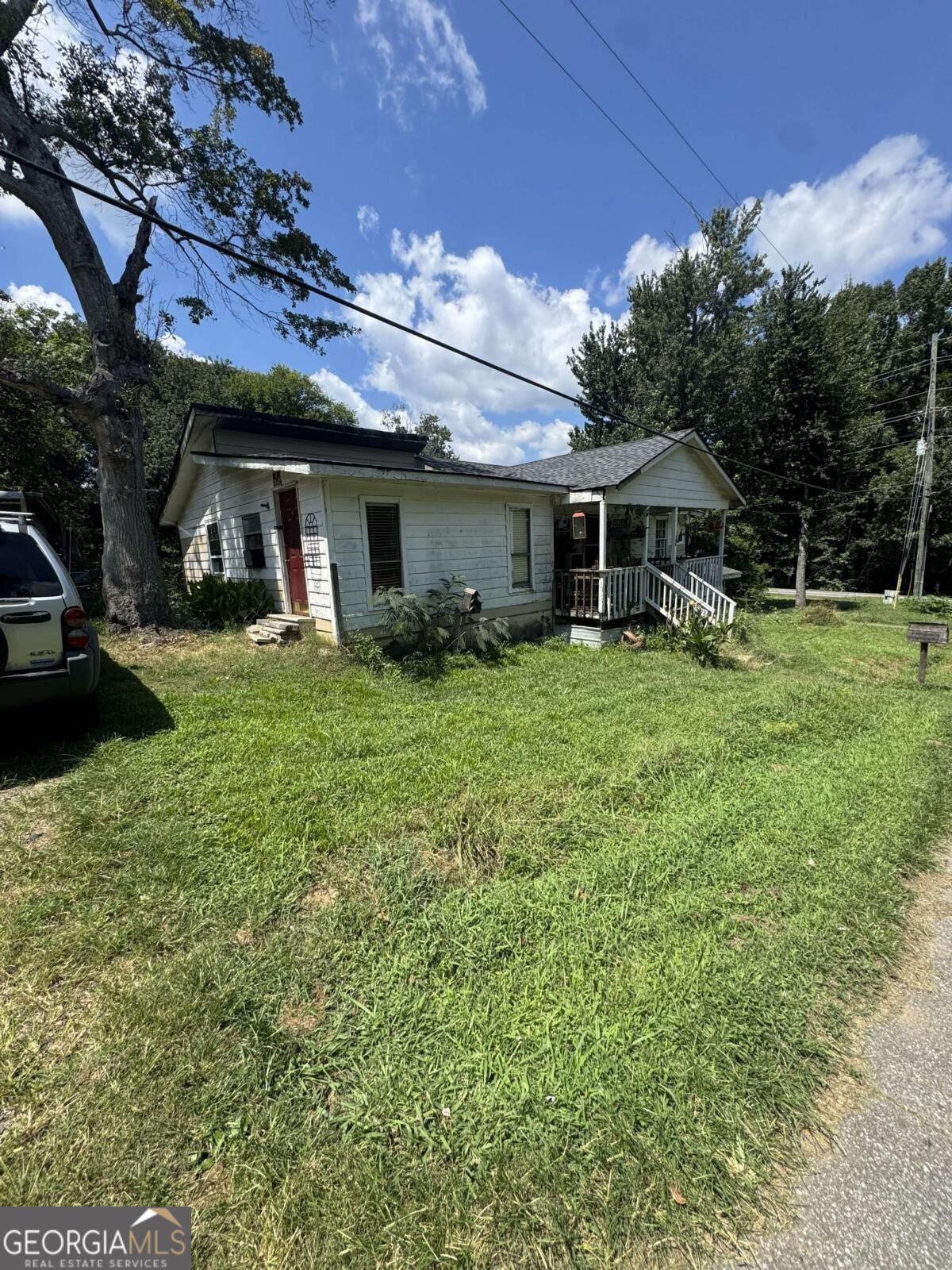102 Oak Dr SE — photo