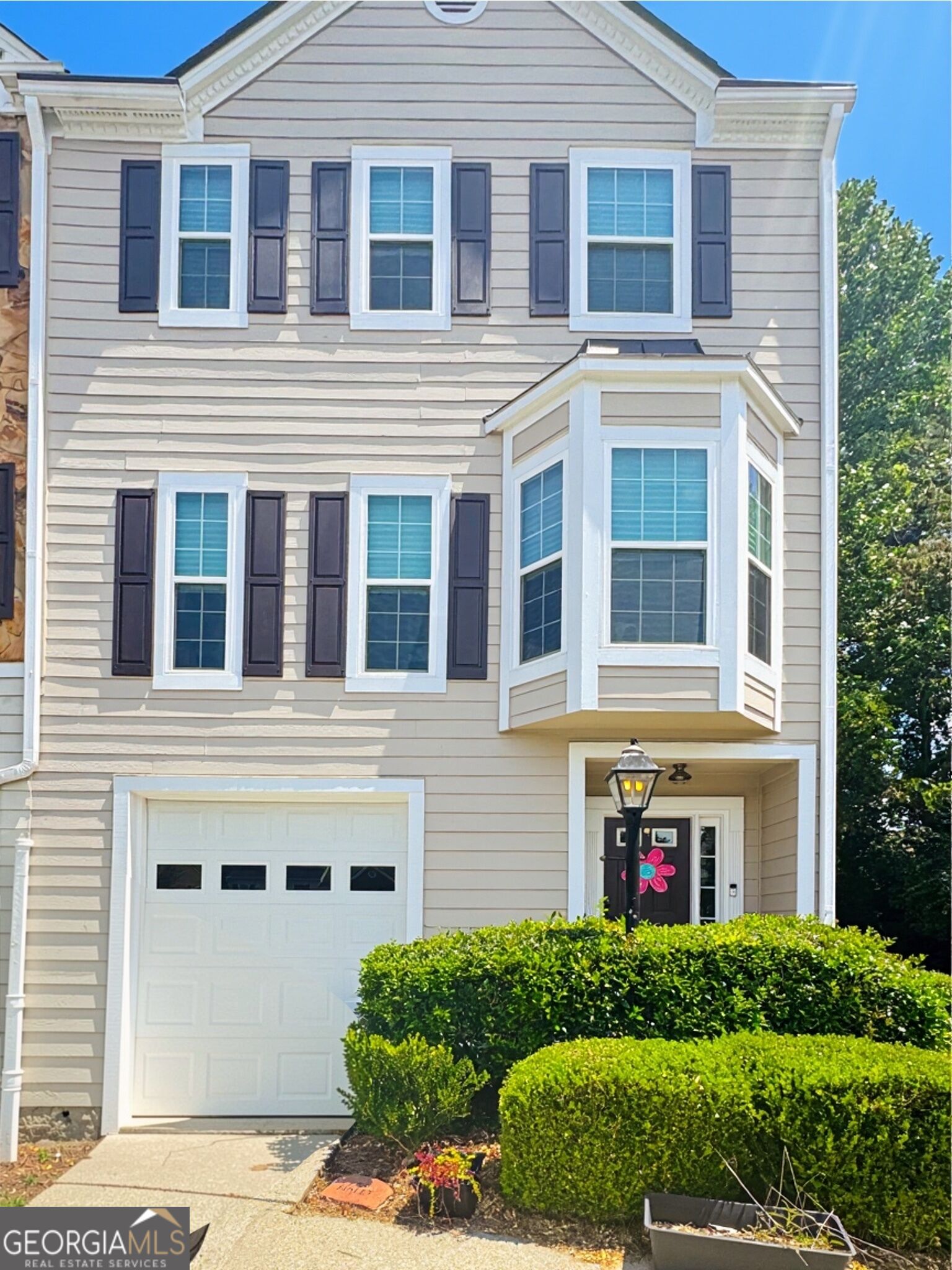 2021 Pinnacle Pointe Dr — photo