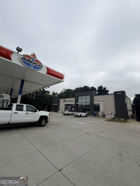 1880 Old 41 Hwy NW Ste 200 — photo