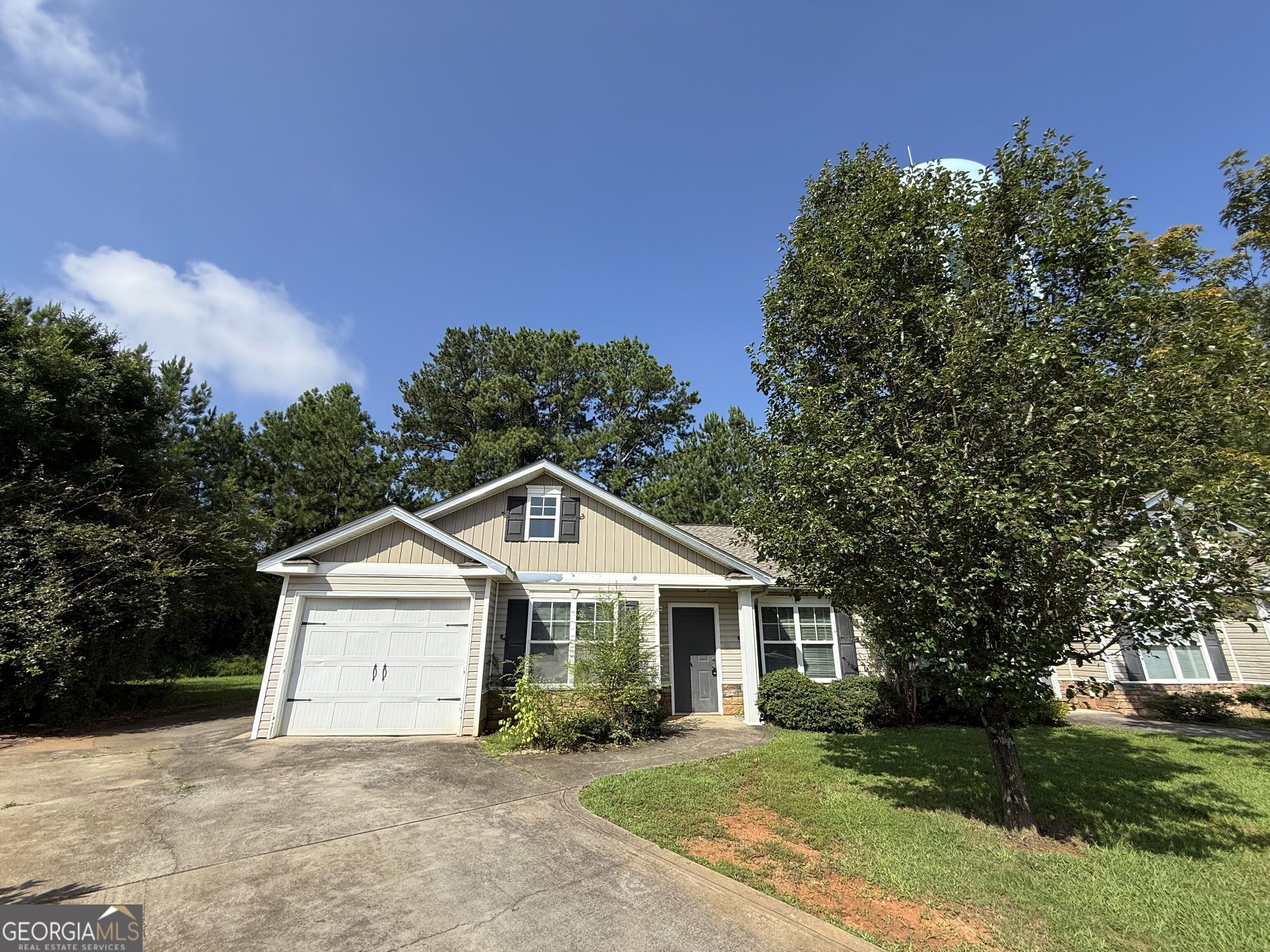 12 Chesney Dr NW — photo