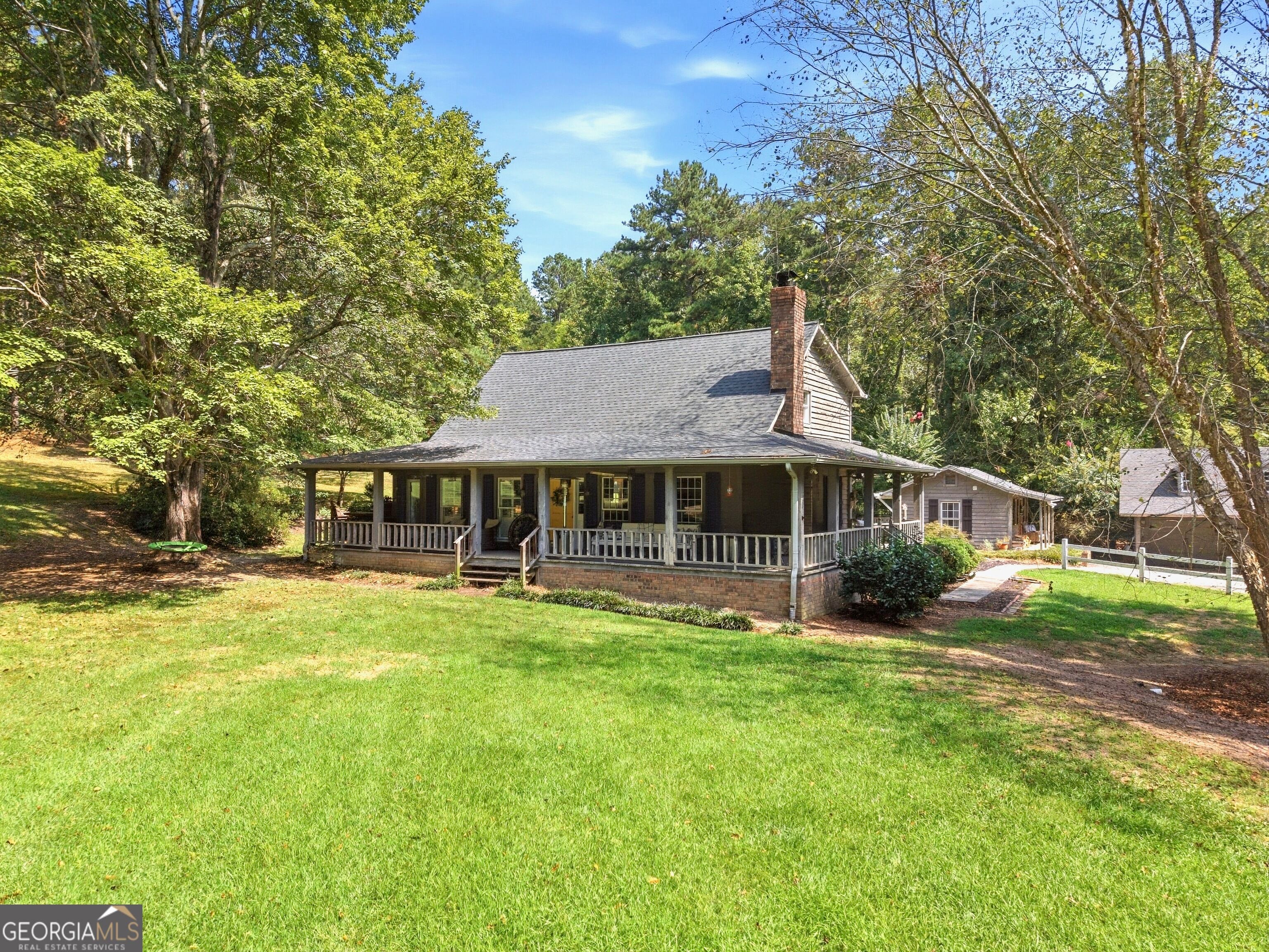 148 Lavender Rd NW — photo