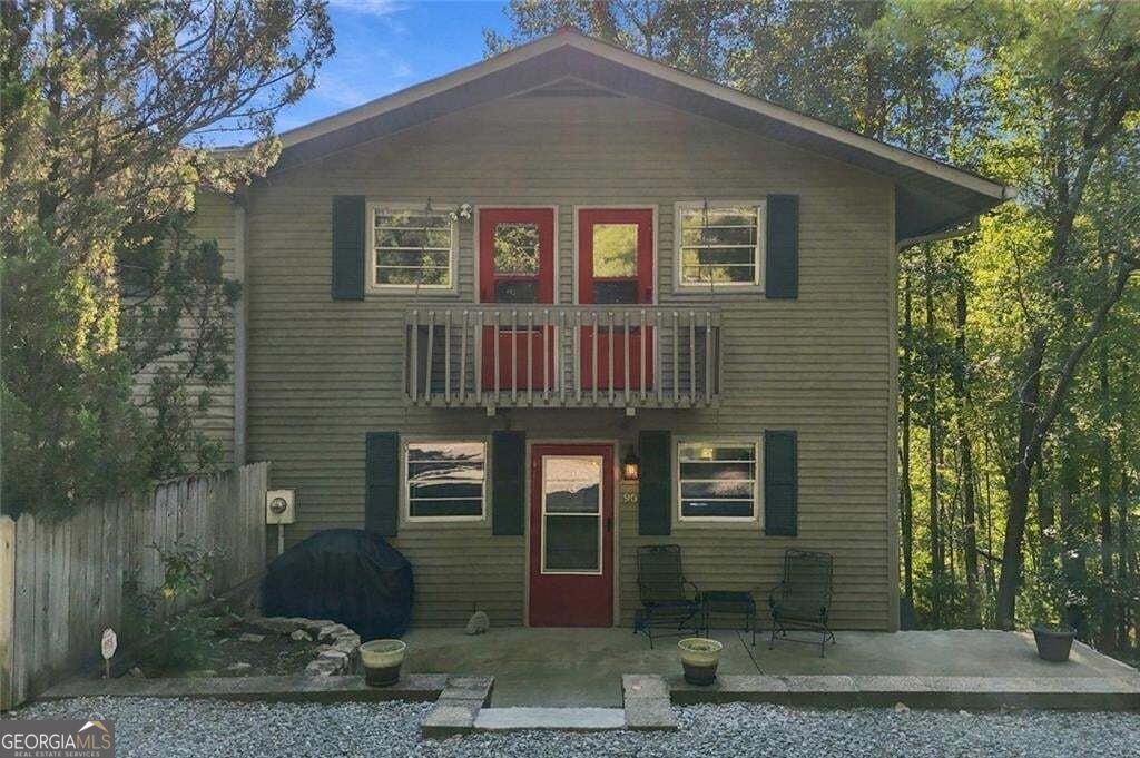 96 Clubhouse Ct — photo