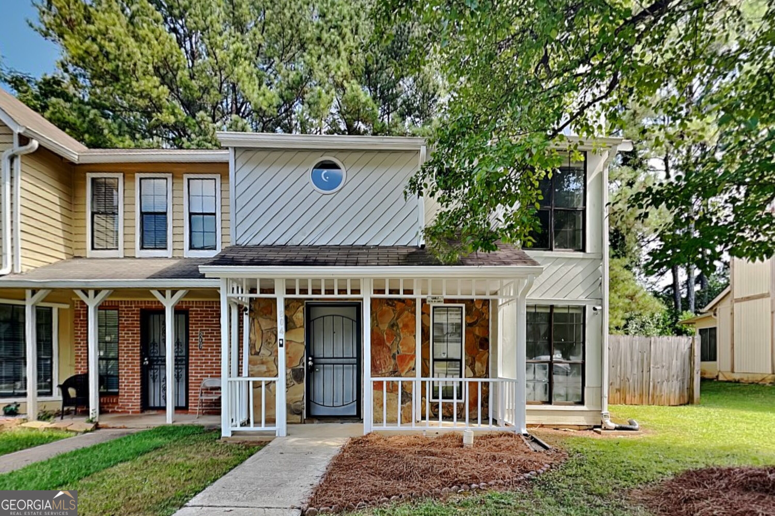804 Heritage Oaks Dr — photo
