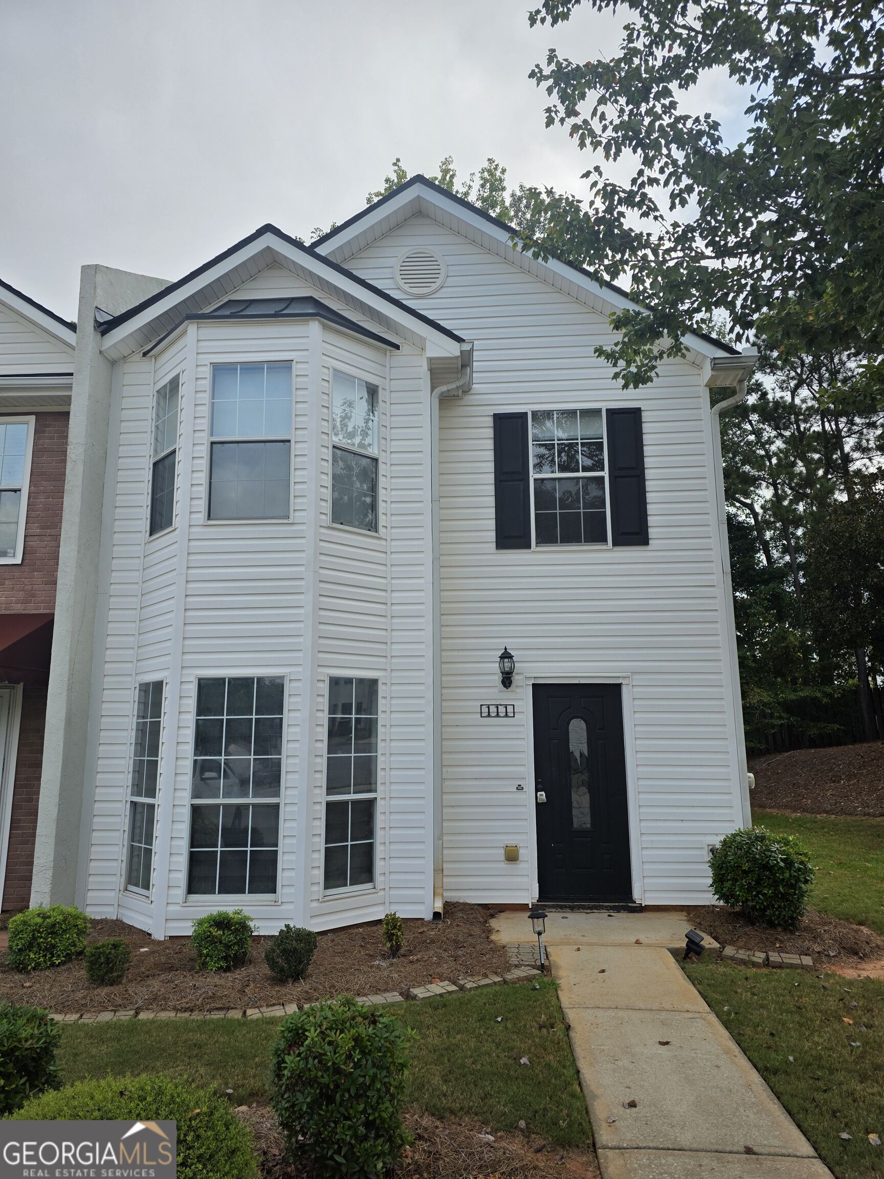 111 Chastain Loop — photo