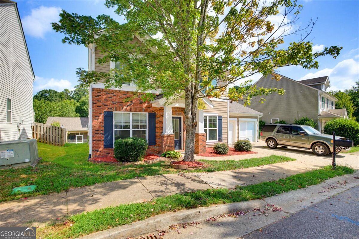 202 Quince Rd — photo