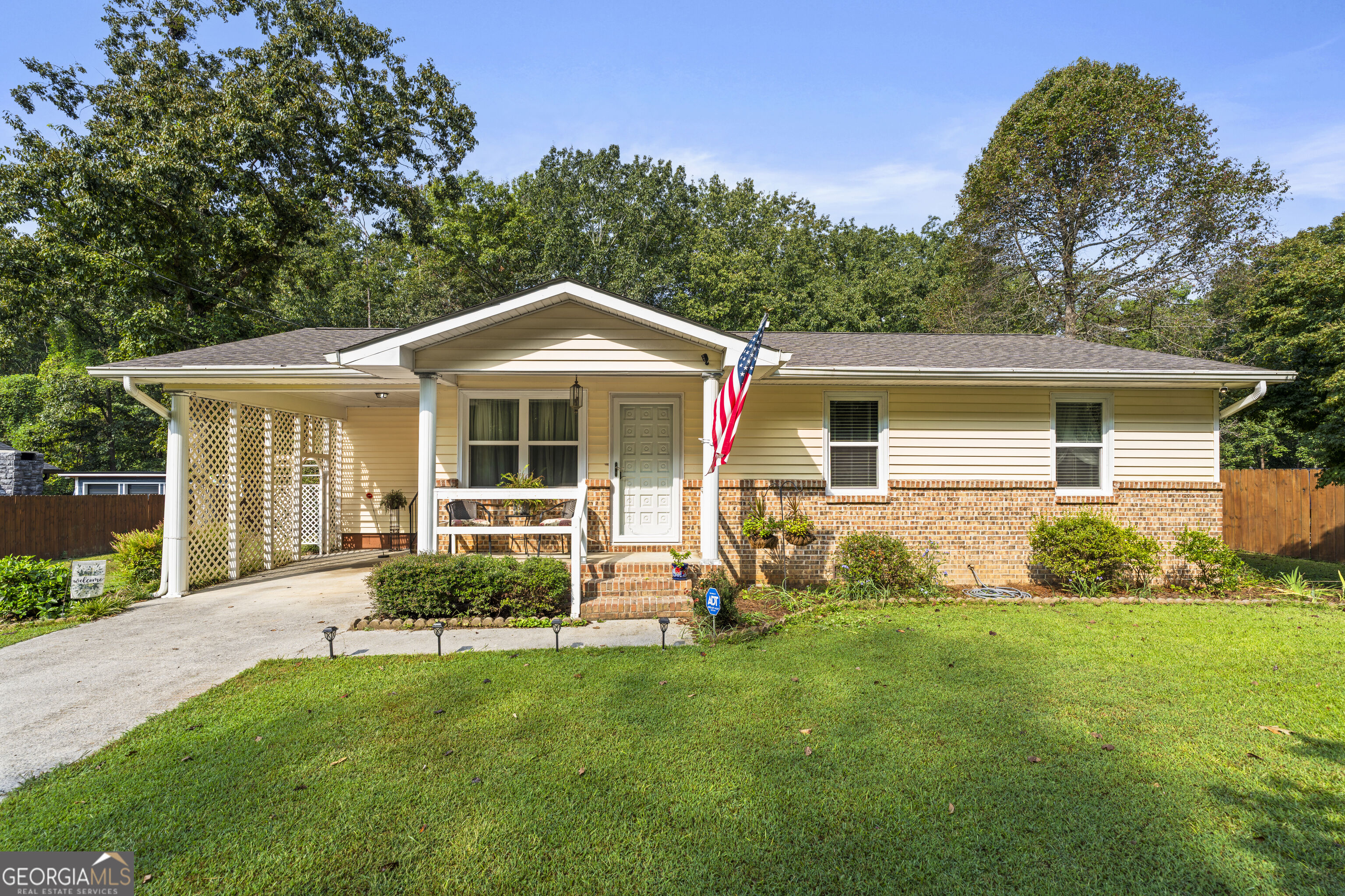 437 Jason Dr — photo