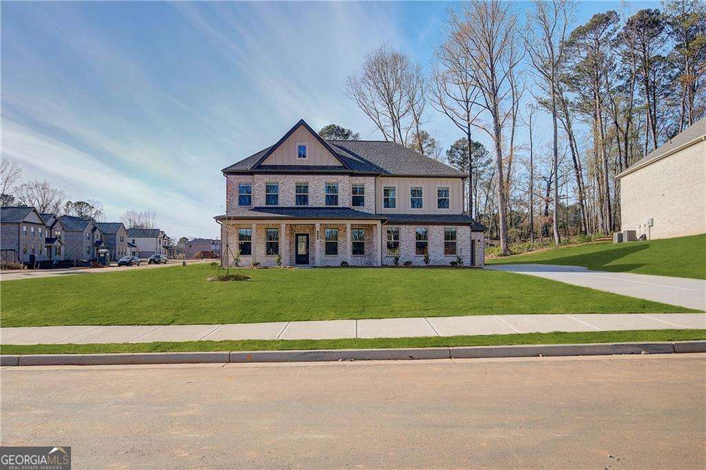 621 Continental Dr — photo