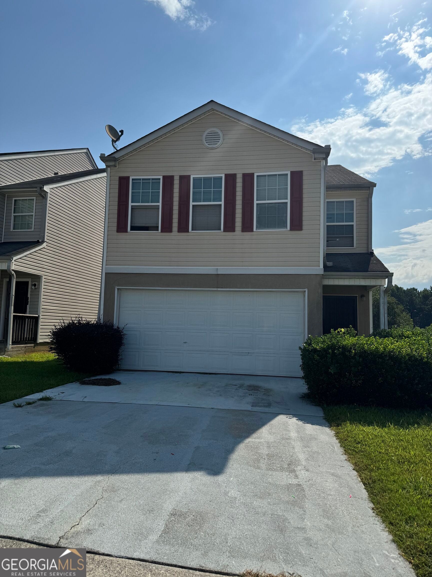 5458 Waterfall Ct — photo