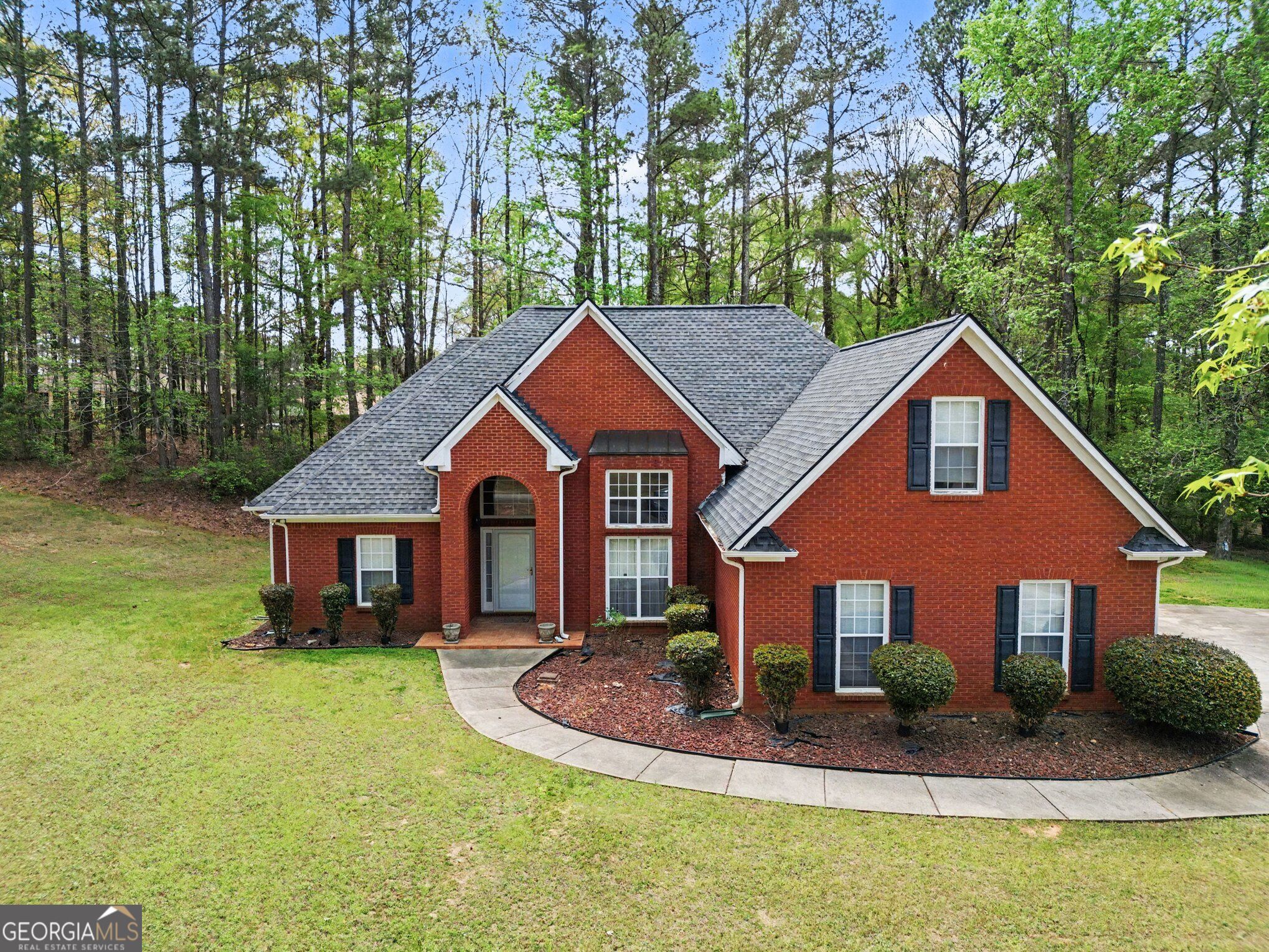 1041 Olive Dr — photo