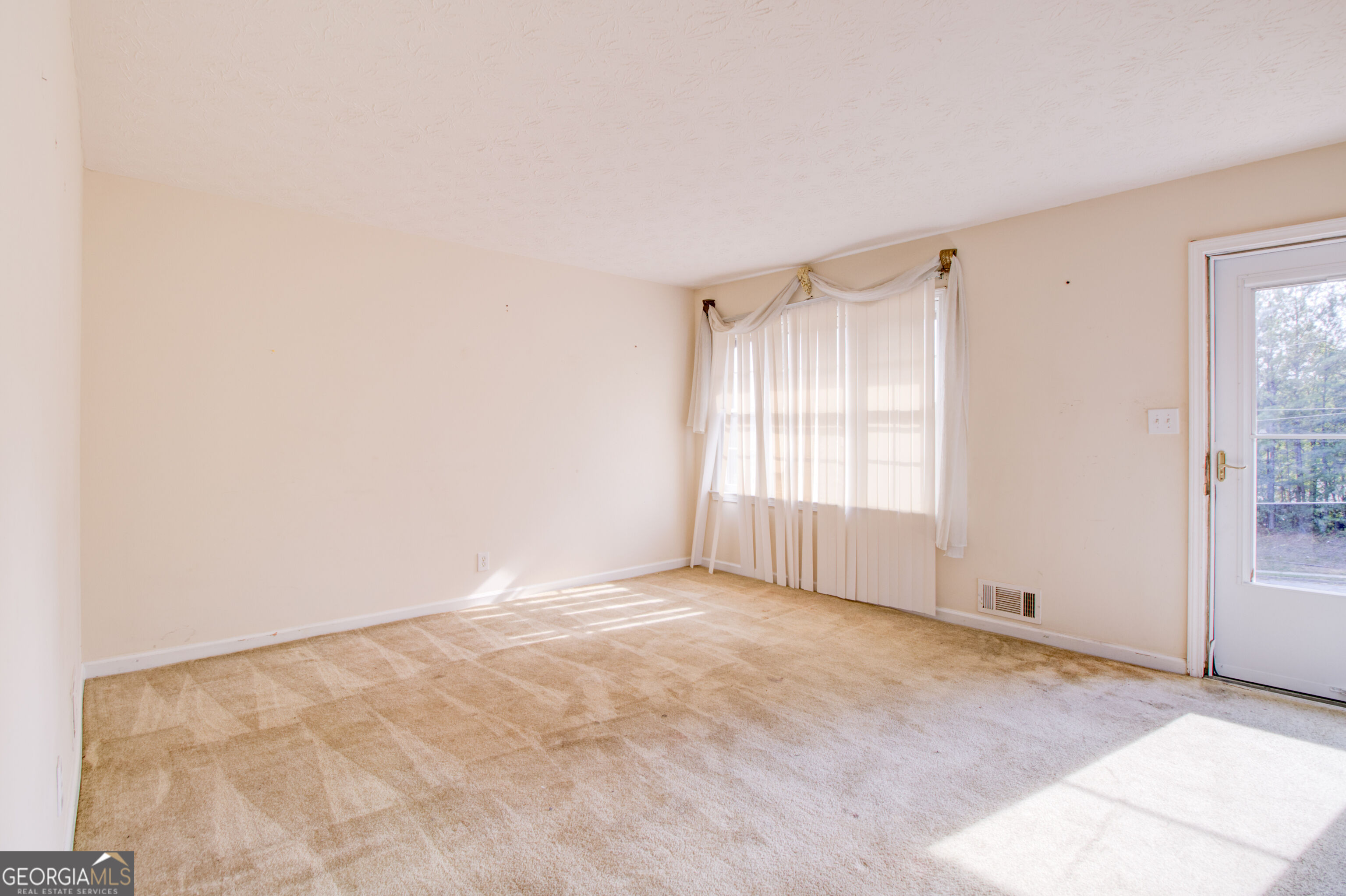 202 E Wright Street, Winder, GA 30680 — photo 3
