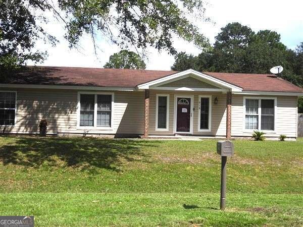618 Madison Dr — photo