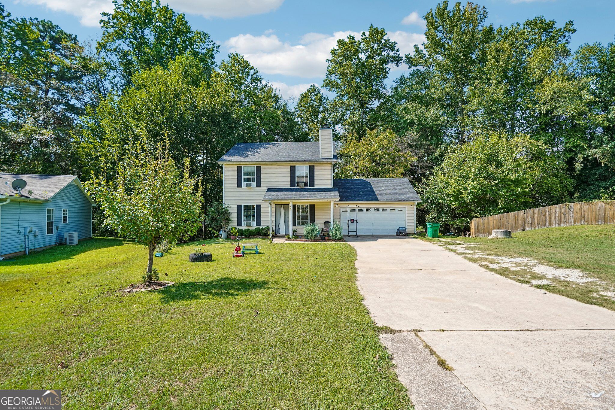 541 Melrose Dr — photo
