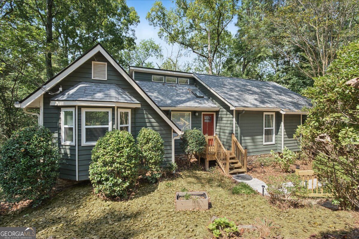 98 Geraldine Dr SE — photo