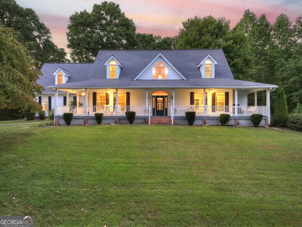 552 Dalrymple Cir — photo