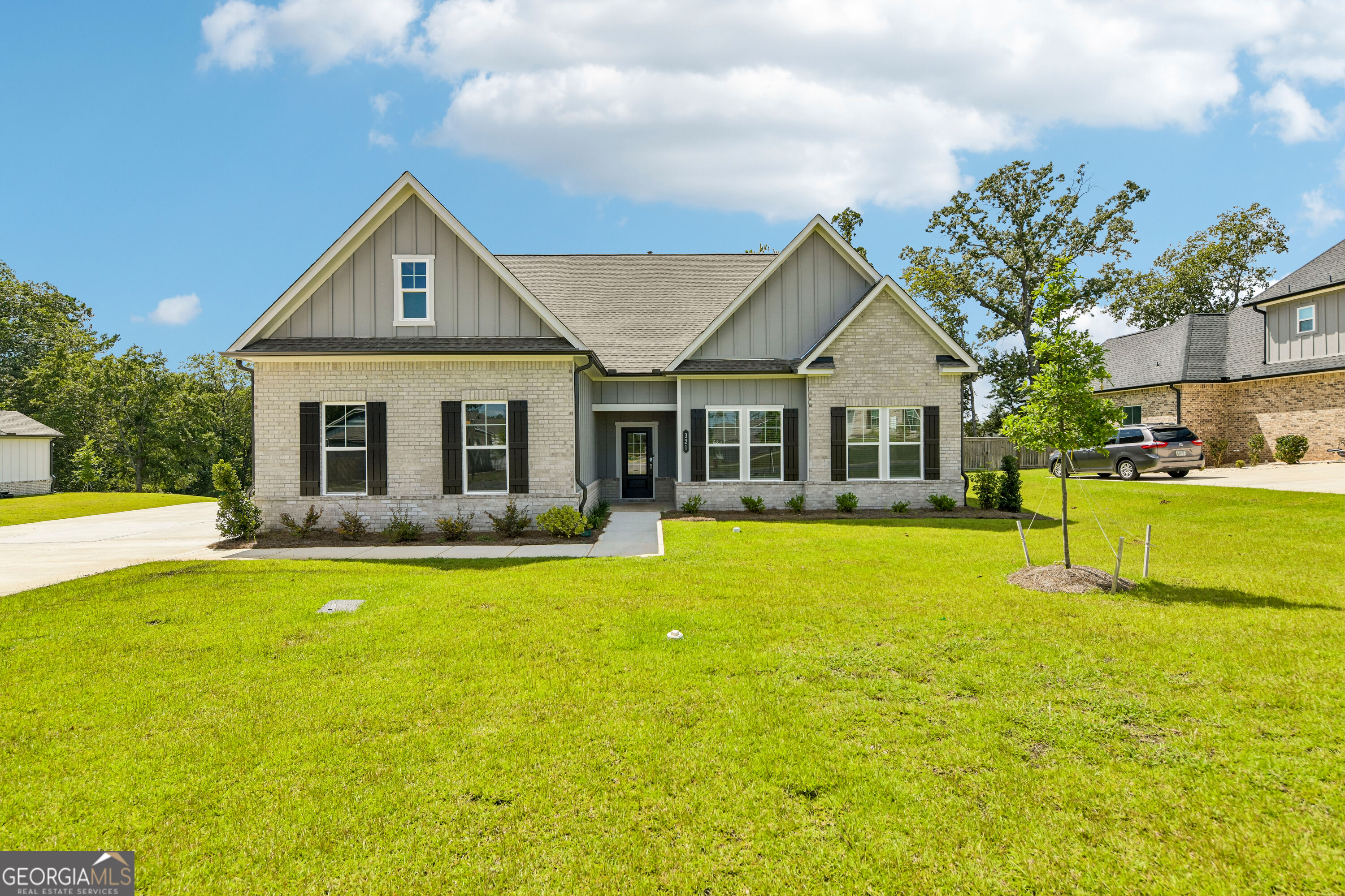 321 Apalachee Way — photo