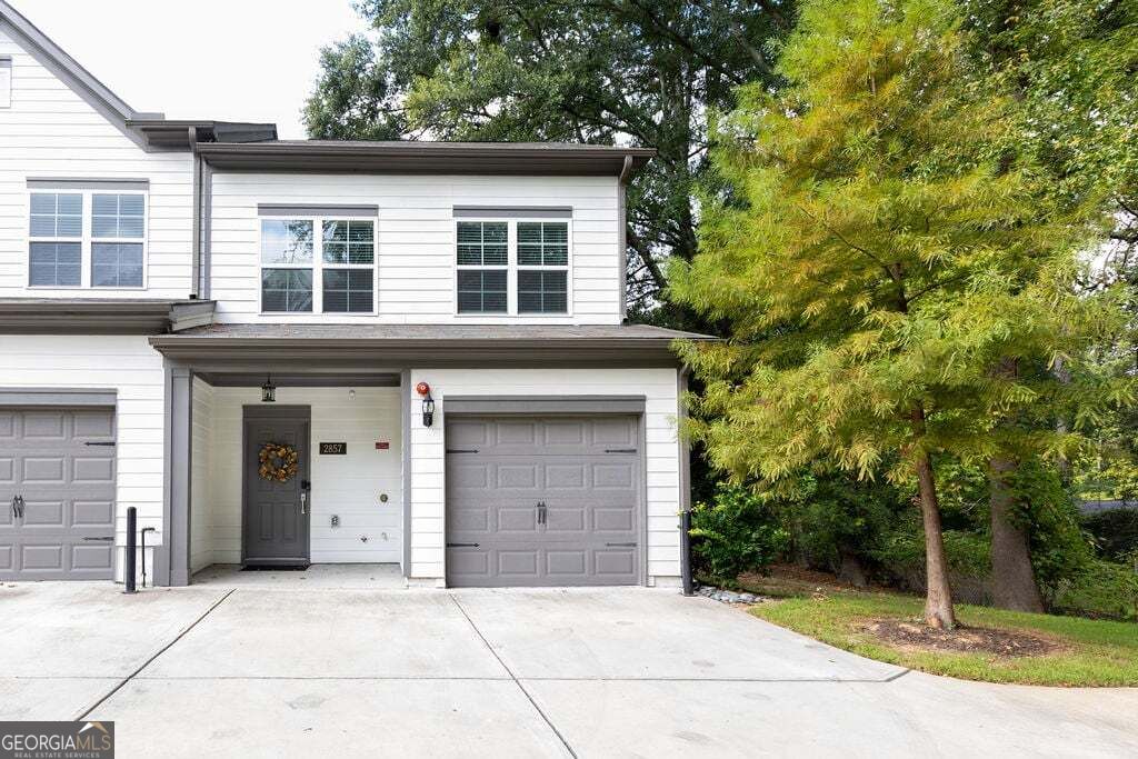 2857 Regal Park NW — photo