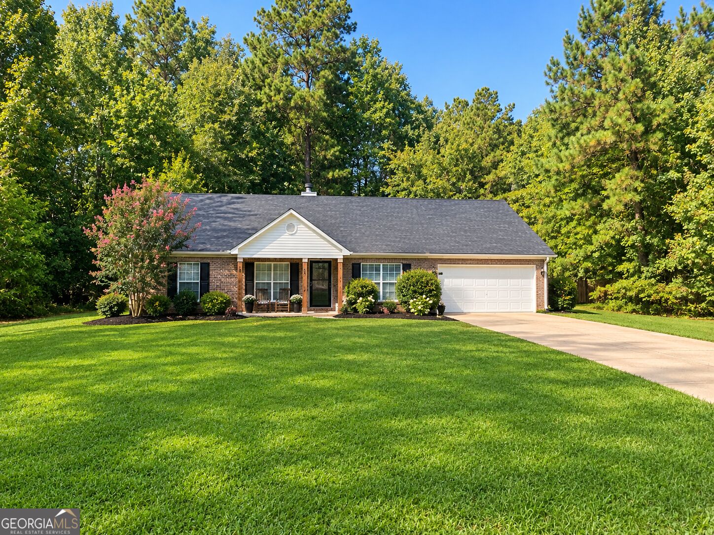 201 Derek Ct — photo