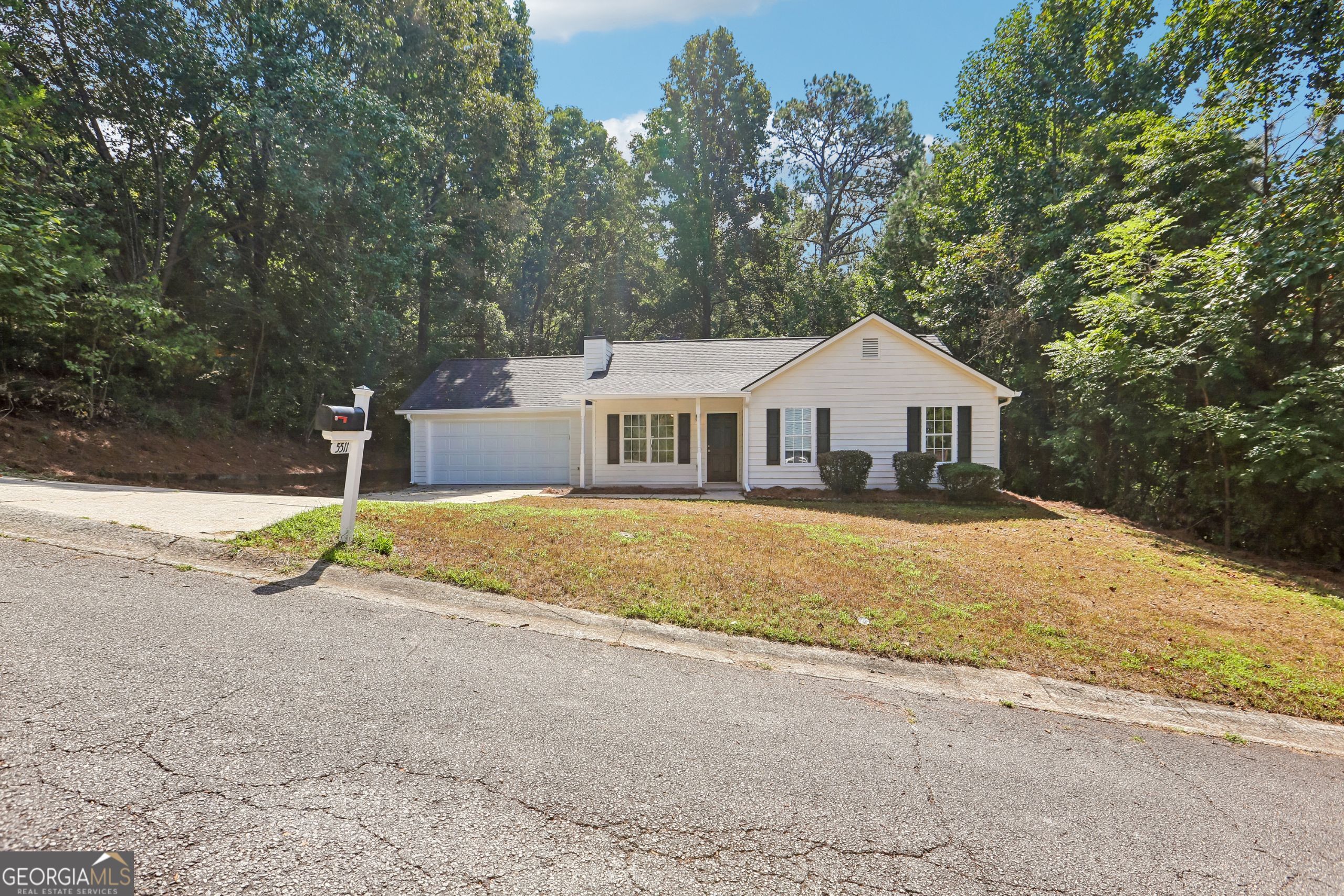 5511 Pond Mill Ct — photo