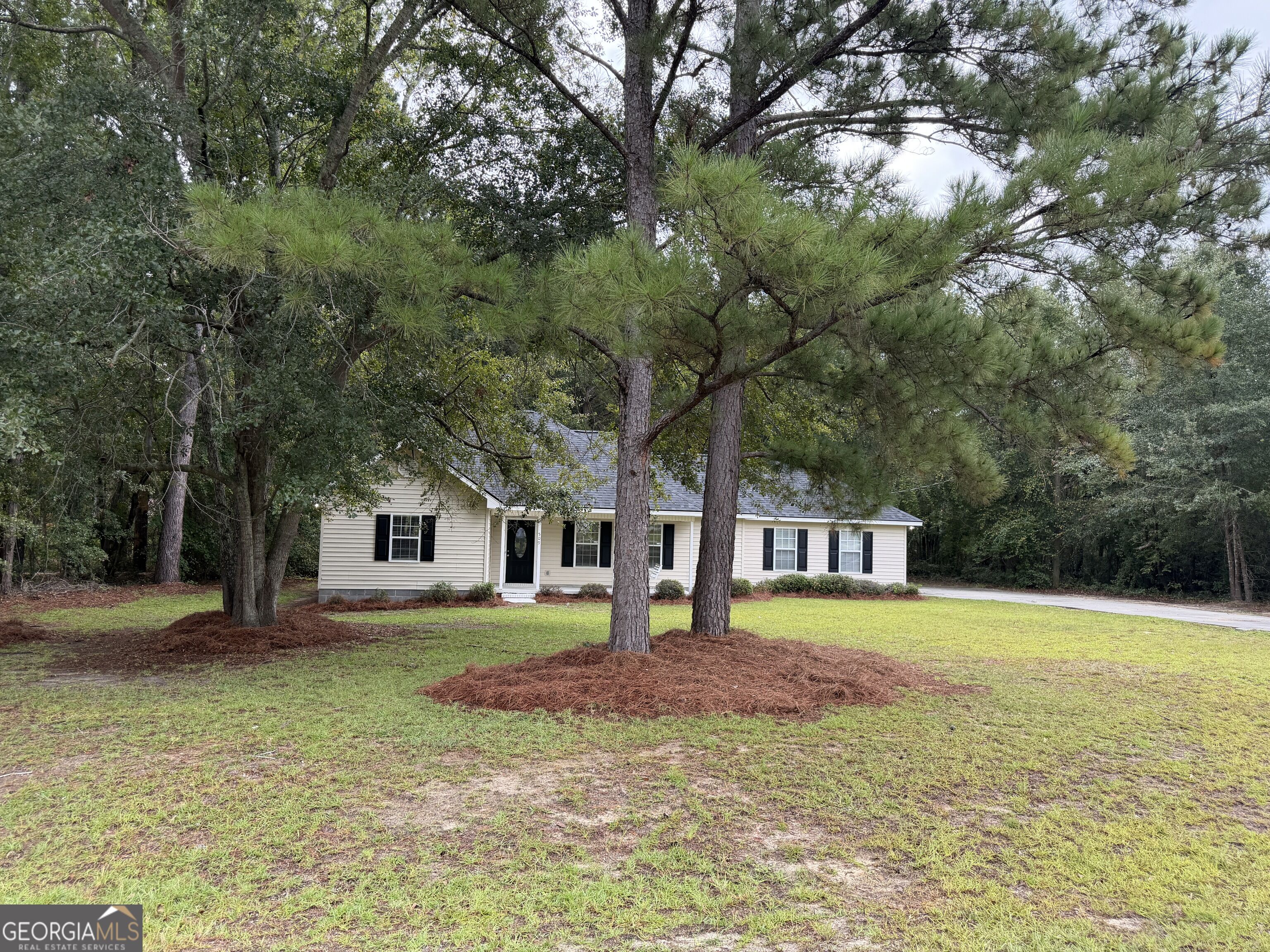 509 Carriage Ln — photo