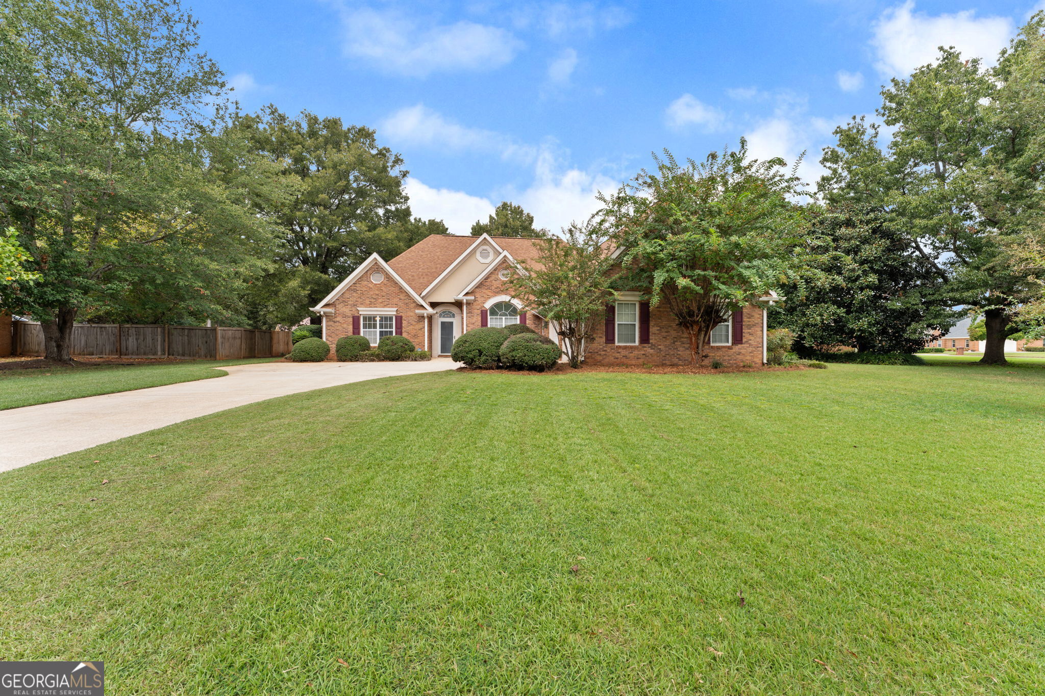 302 Jubilee Cir — photo