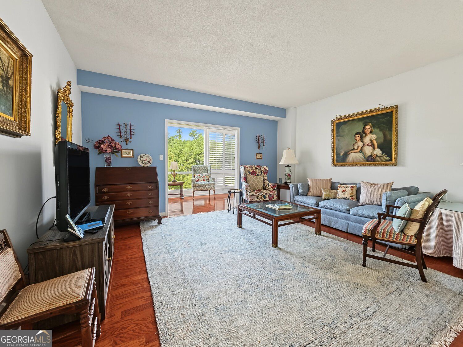 1800 Clairmont Lk a703 — photo