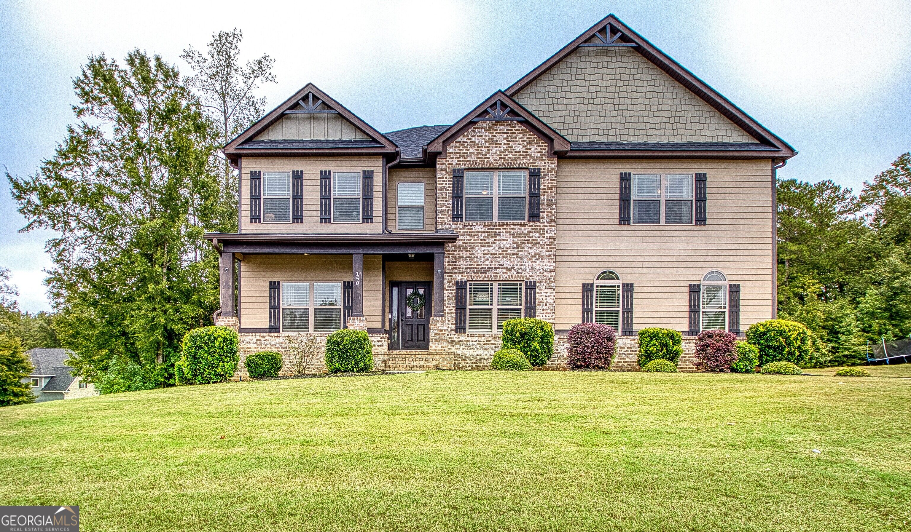 150 Charleston Dr — photo