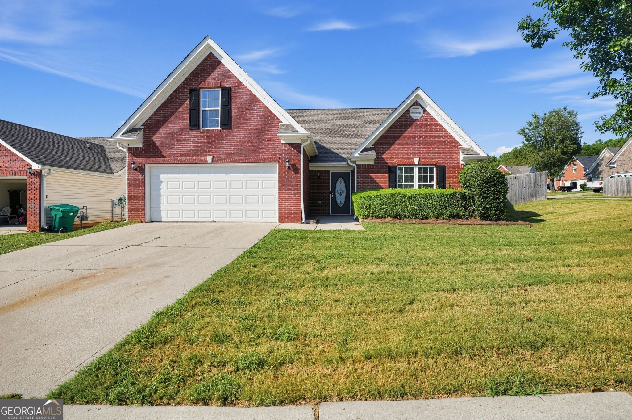 1512 Queen Elizabeth Dr — photo
