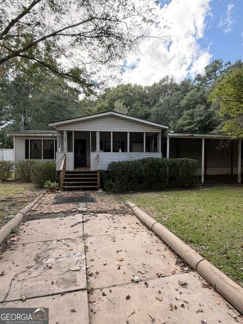 10 Johnson Ave — photo