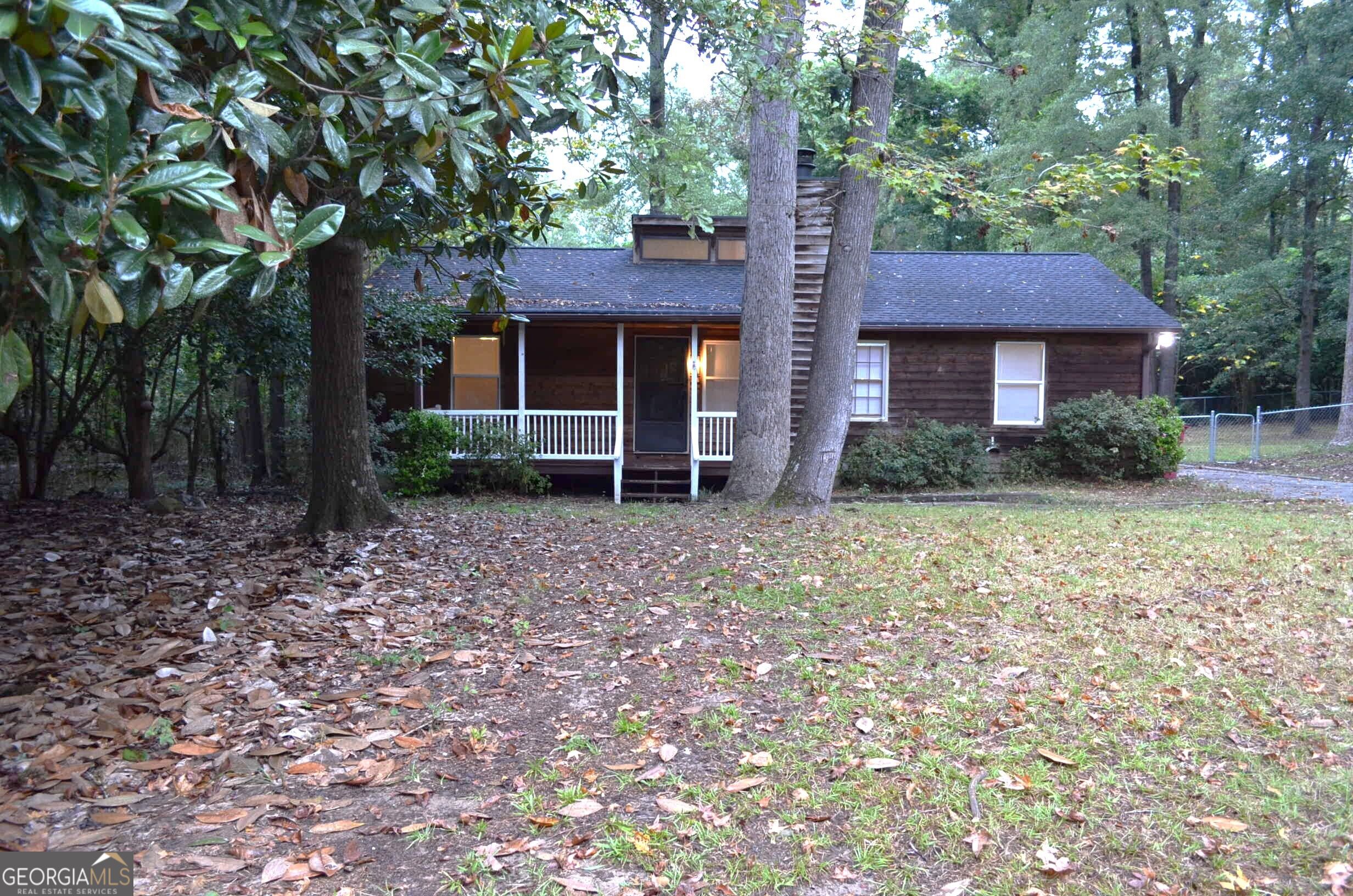 1136 S Confederate Dr — photo