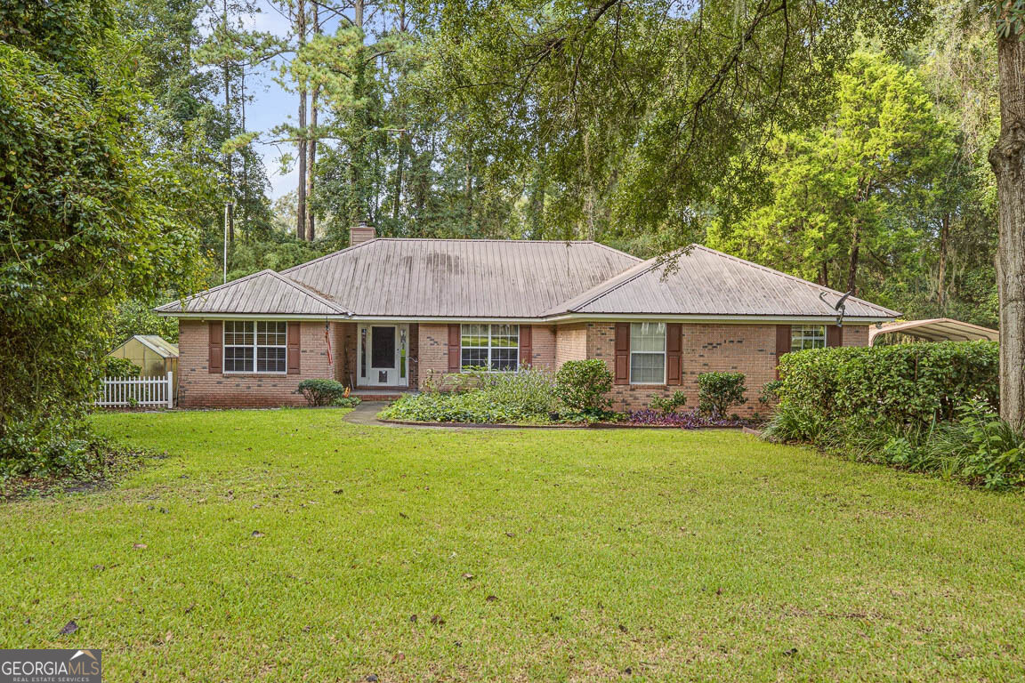 311 Lochland Pl — photo