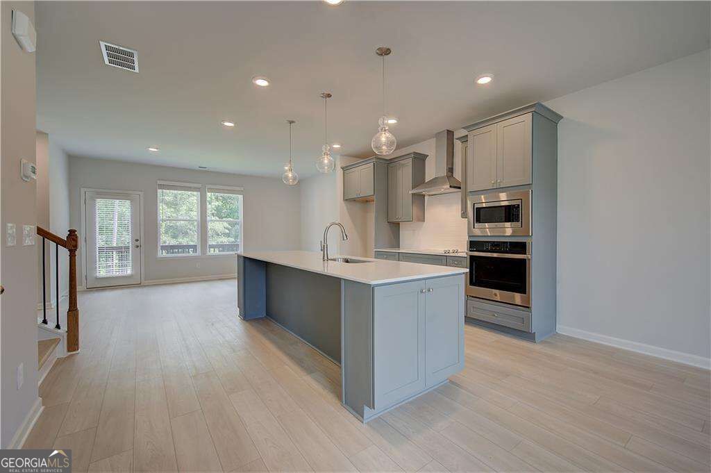 3004 Daybreak Ln — photo