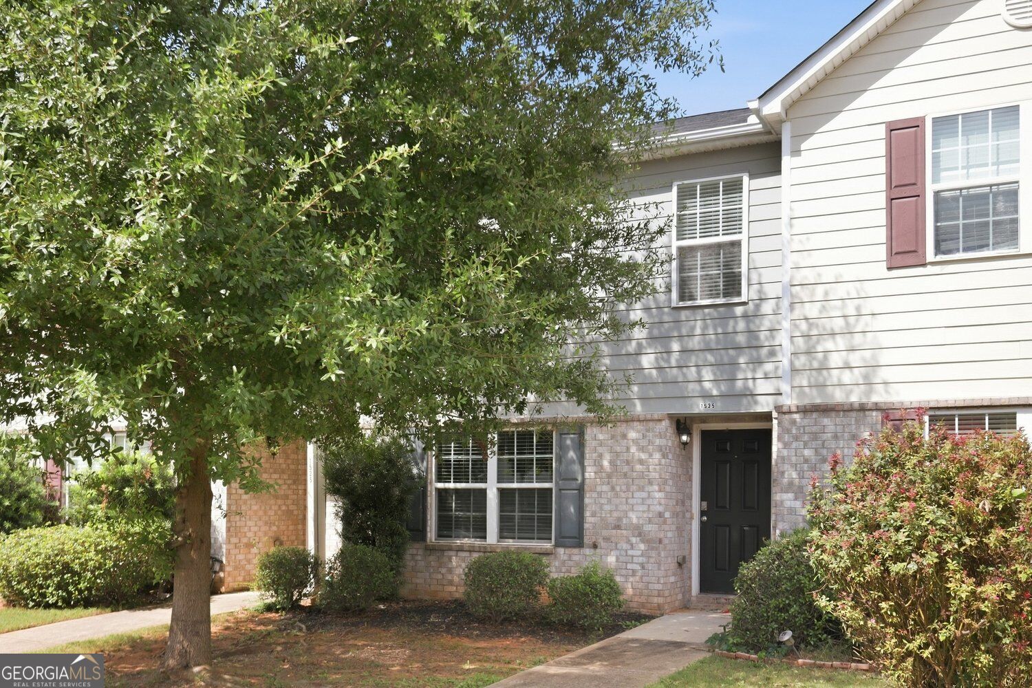1535 Hydrangea Ln — photo