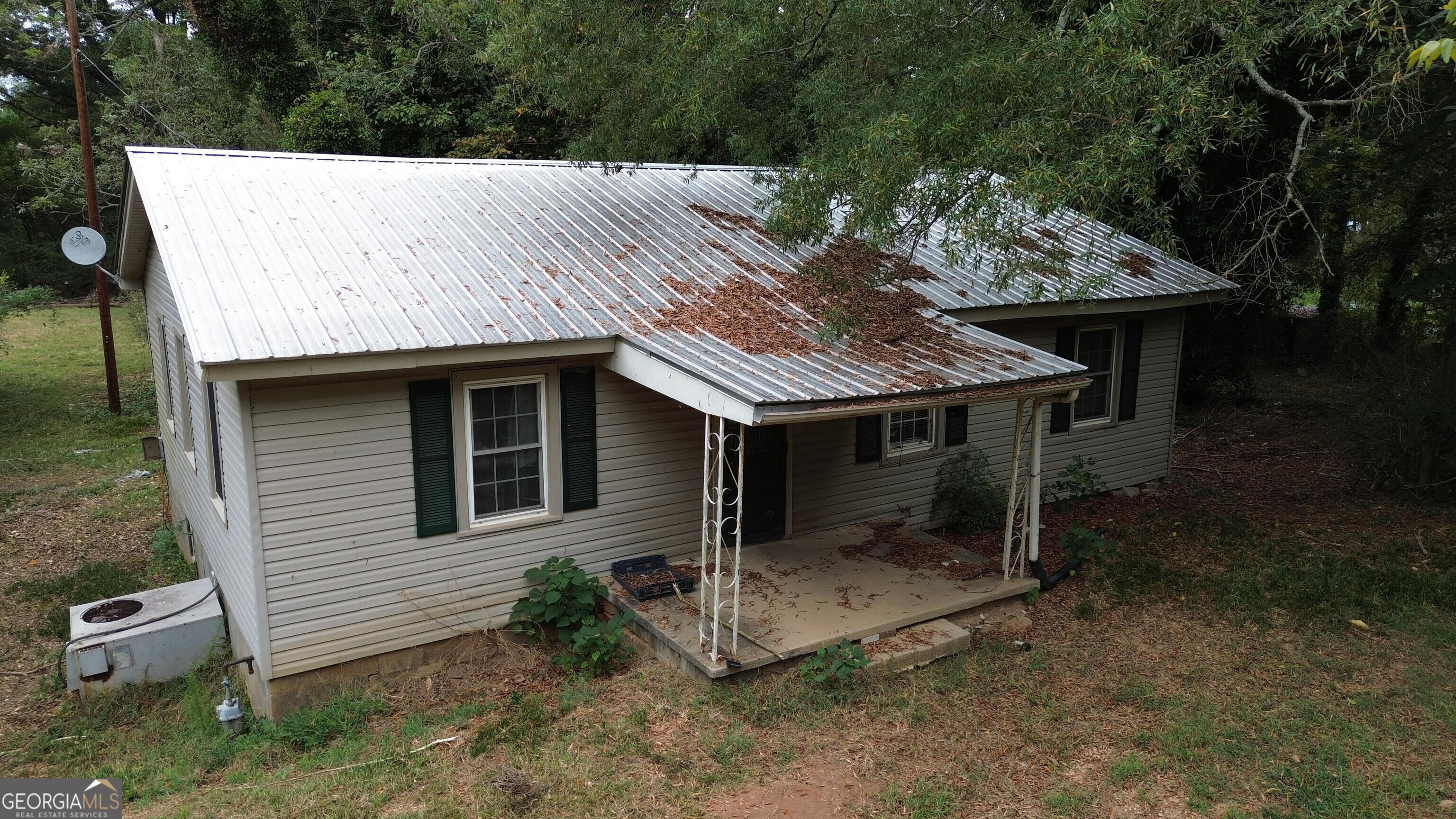 3356 Grady School Rd — photo