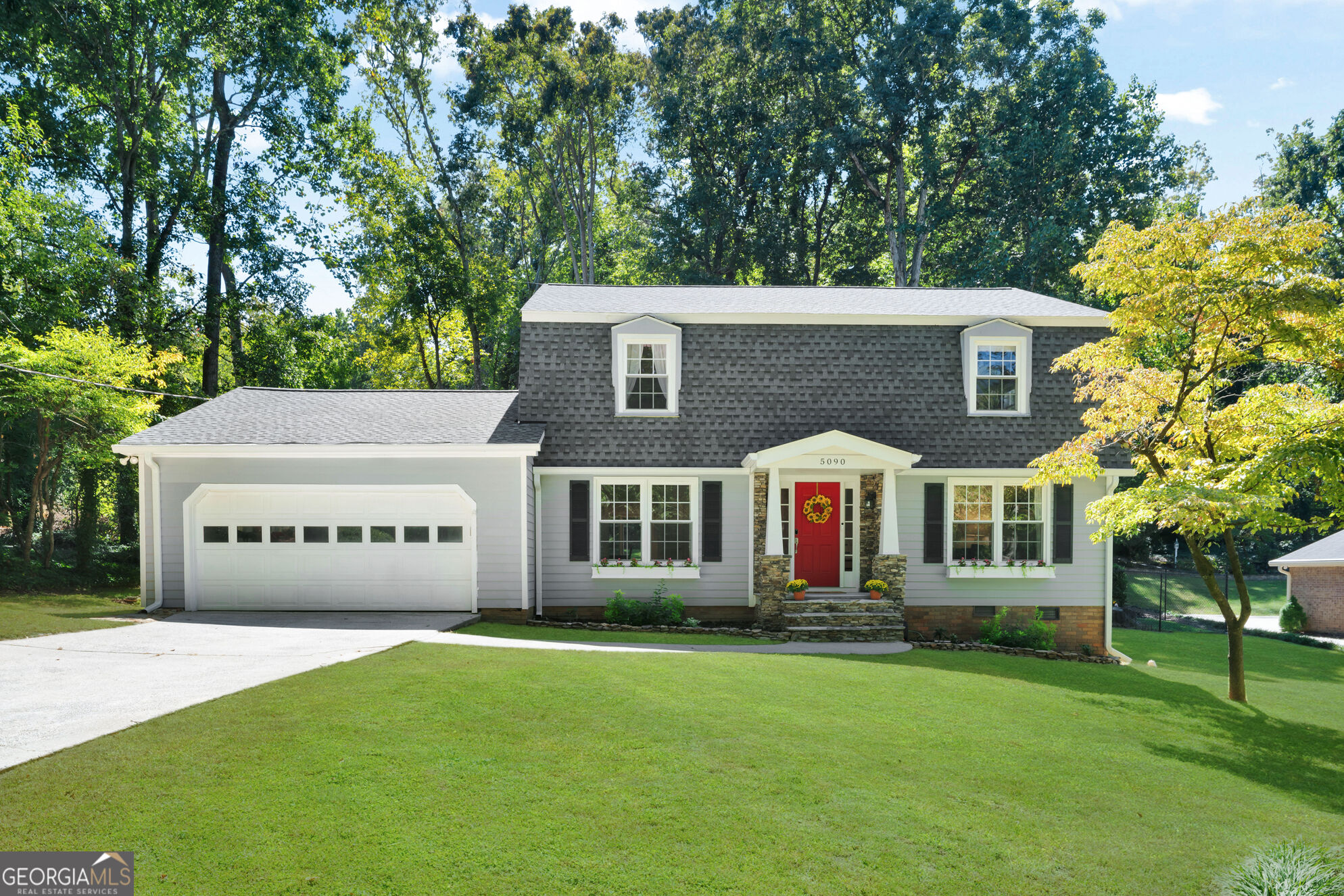 5090 Larry Ln — photo