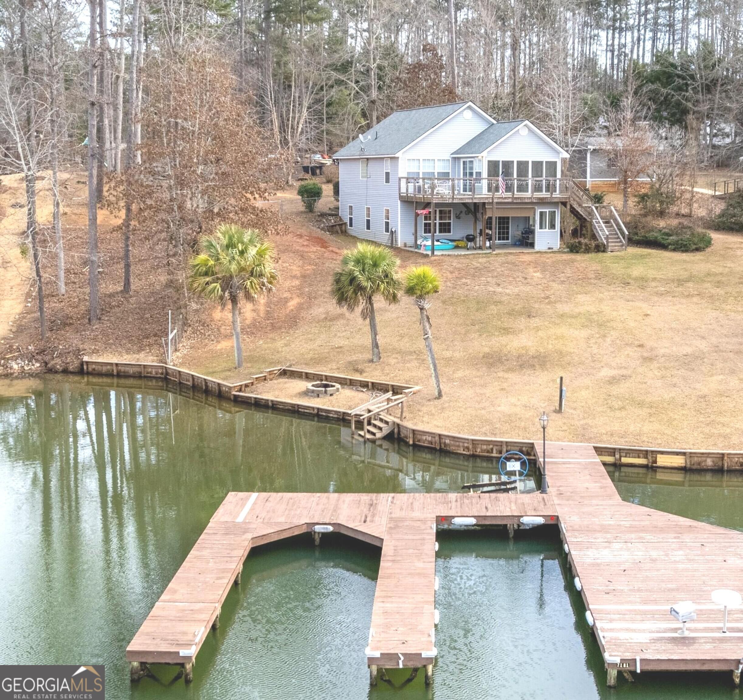 56 Sunglo Court — photo
