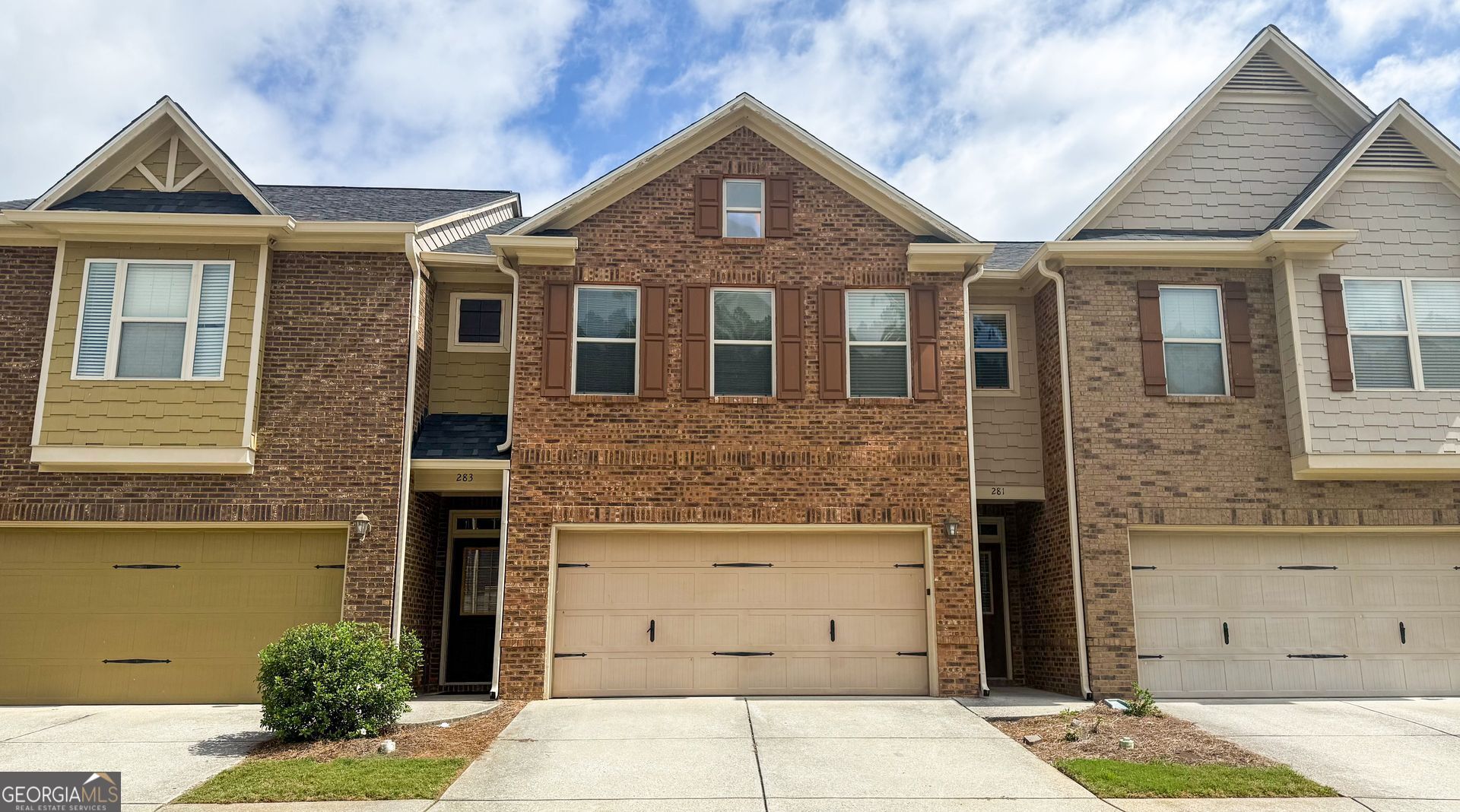 281 Oakland Hills Way — photo