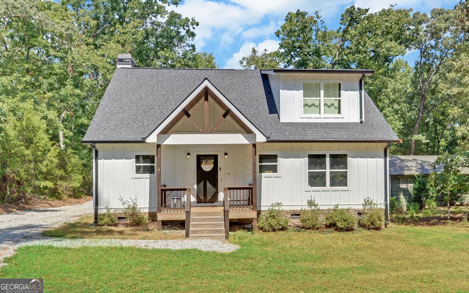 322 Paradise Point Rd — photo