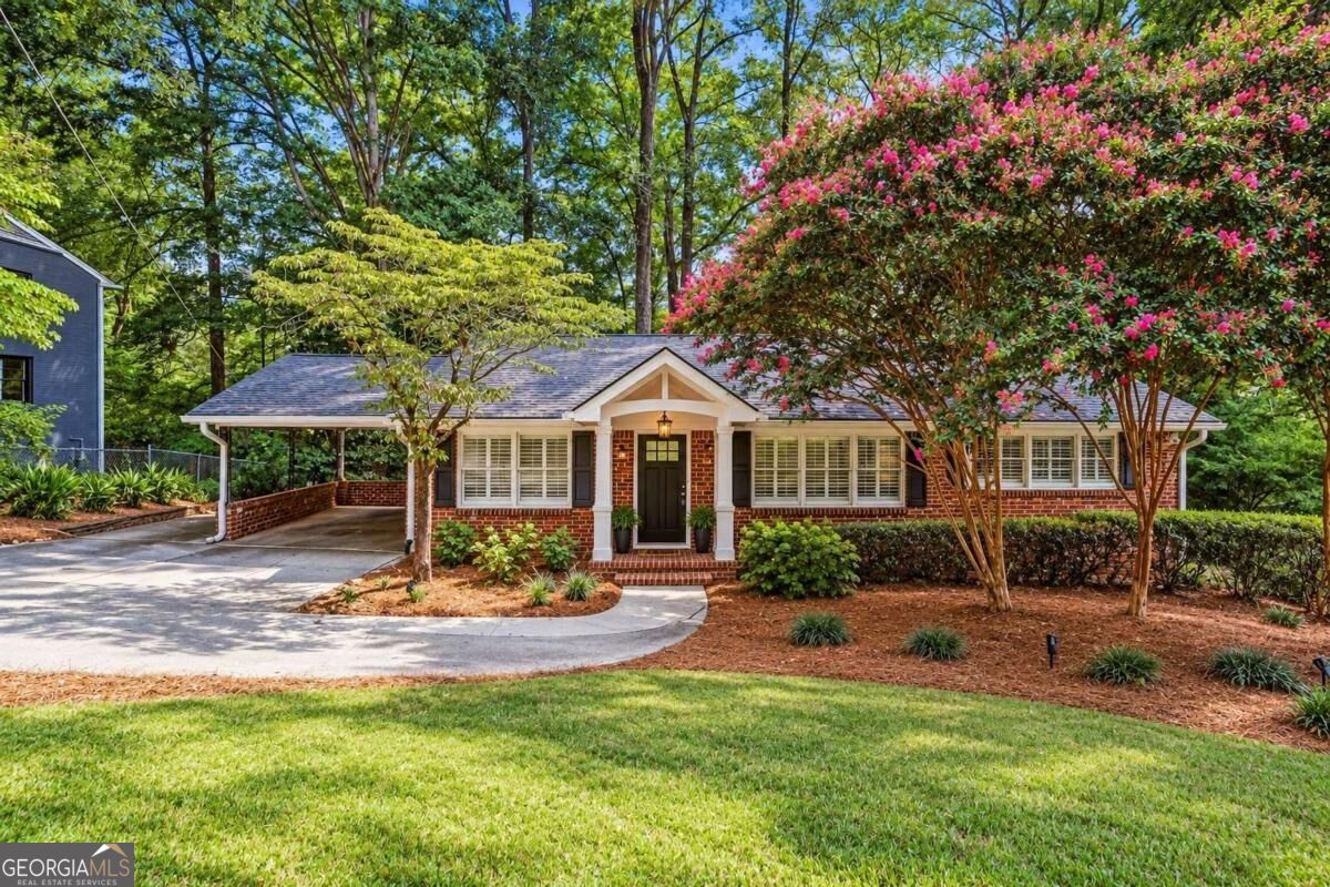 4341 Peachtree Dunwoody Rd NE — photo