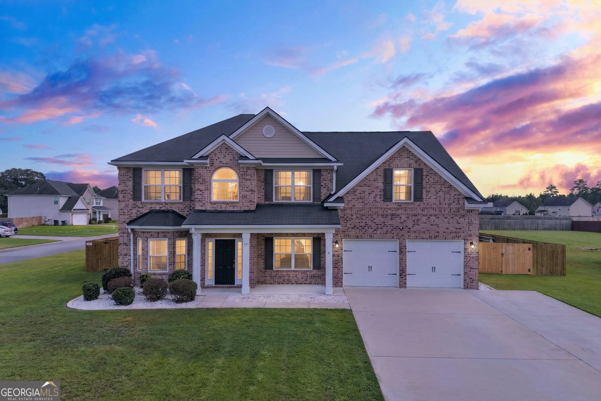 57 Fairview Dr — photo