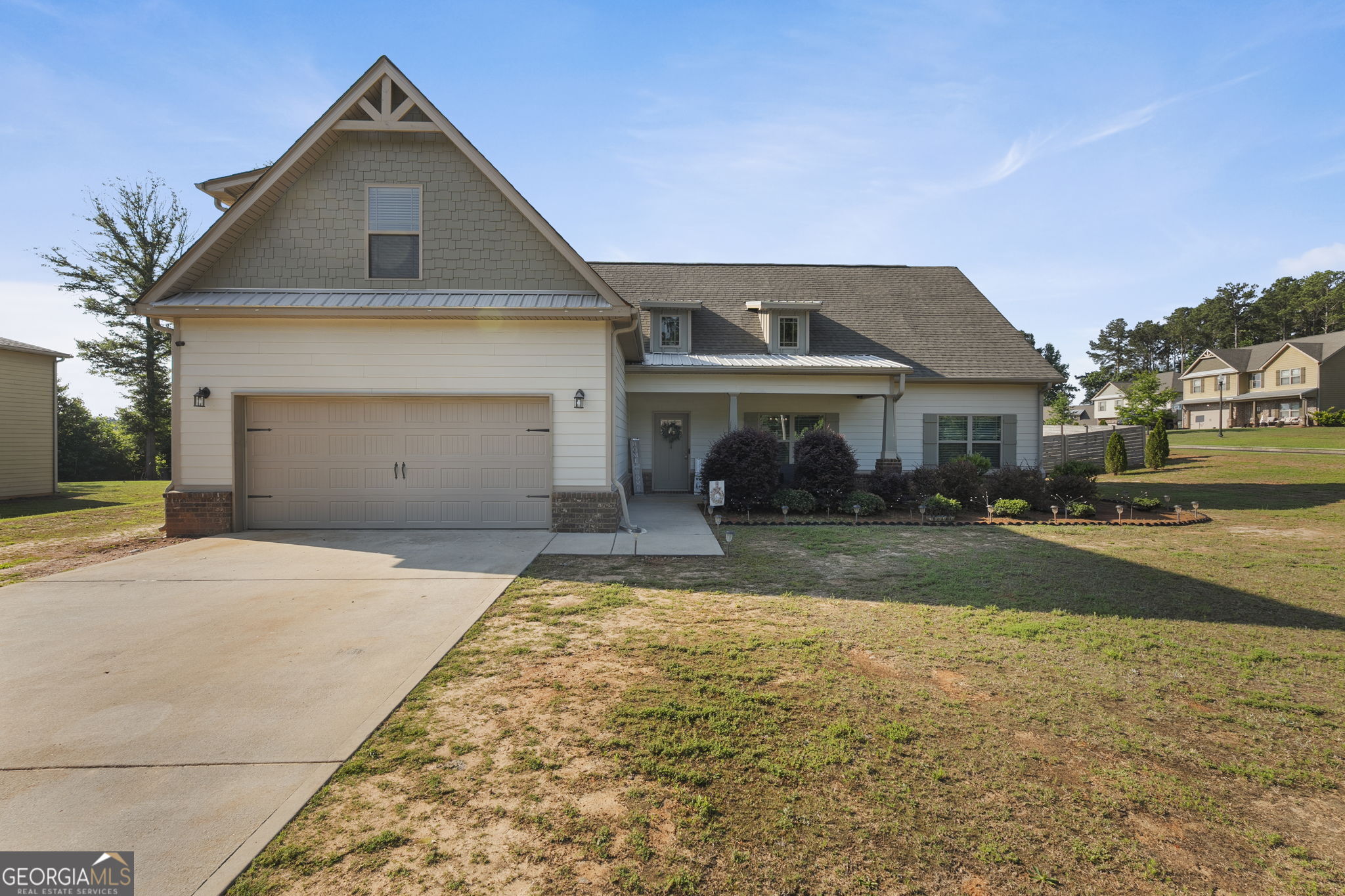1202 Coldwater Ct — photo